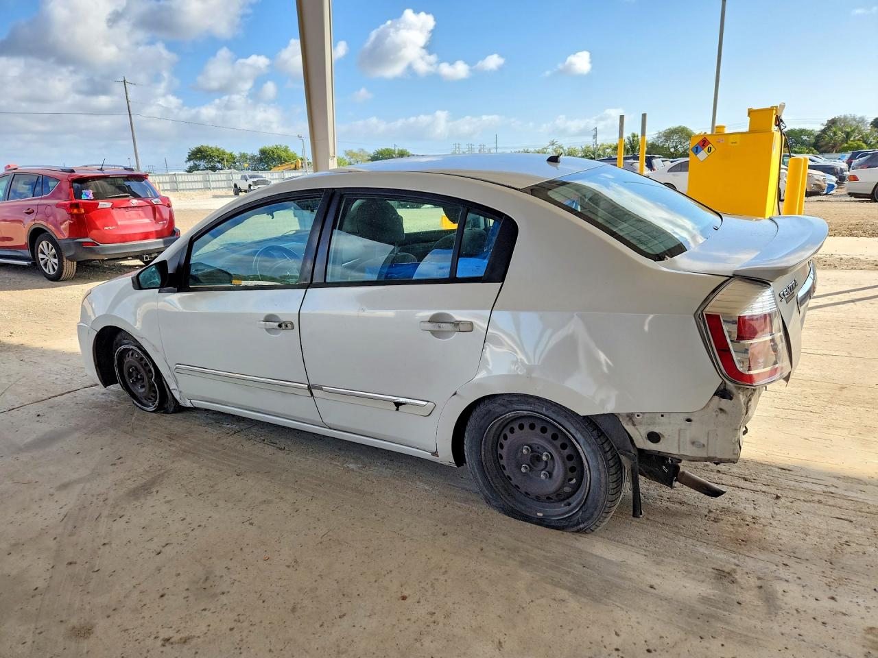 2012 Nissan Sentra 2.0 White vin: 3N1AB6AP7CL777122