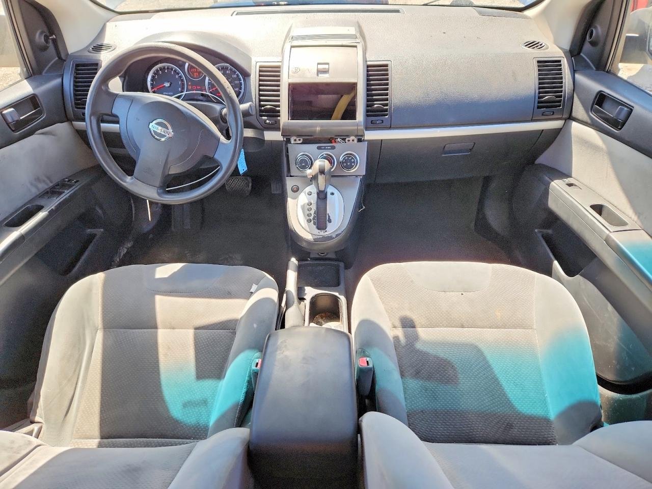 2010 Niss Sentra Gray vin: 3N1AB6AP8AL609776