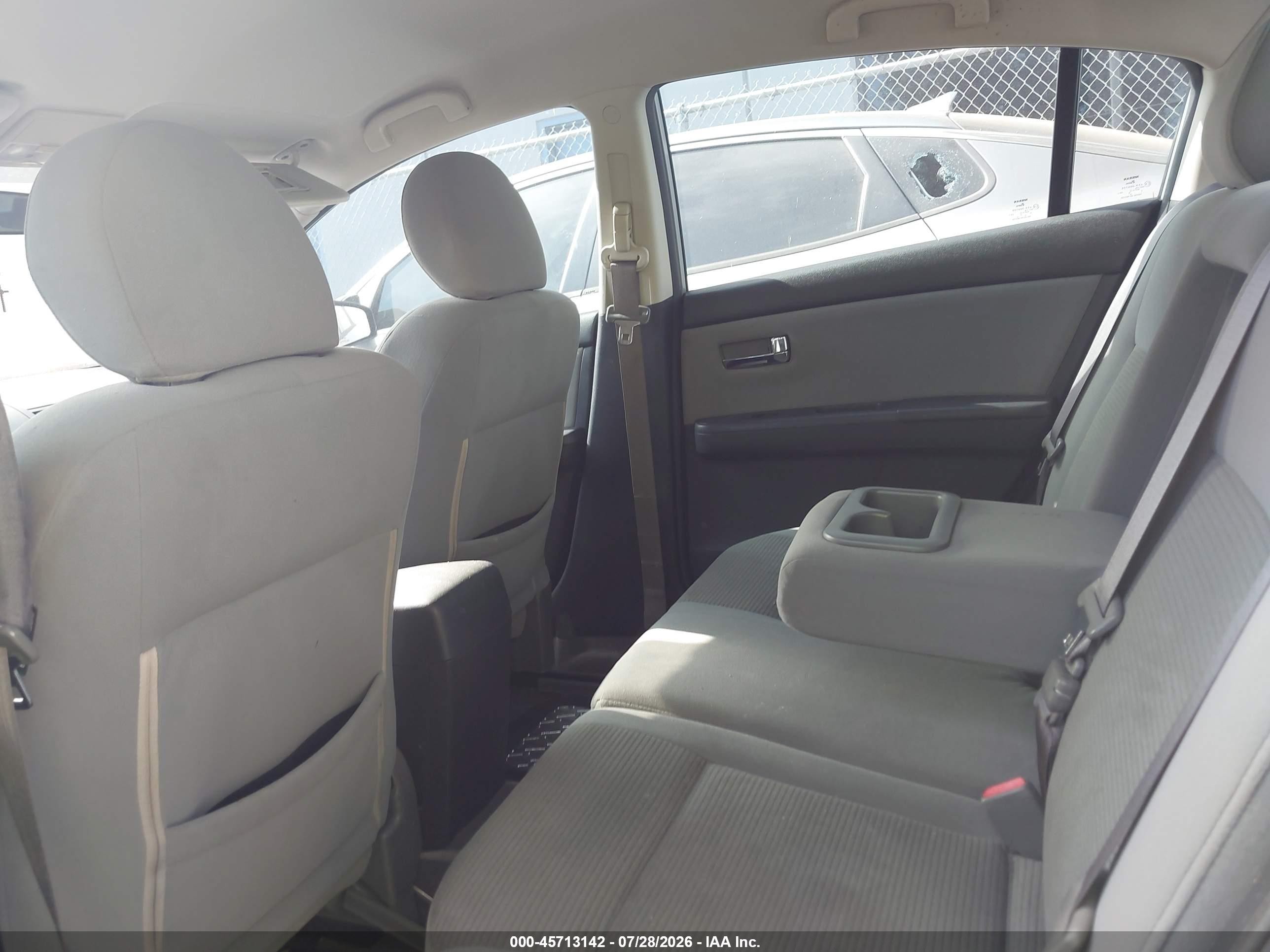 2010 Nissan Sentra 2.0s Silver vin: 3N1AB6AP8AL691833