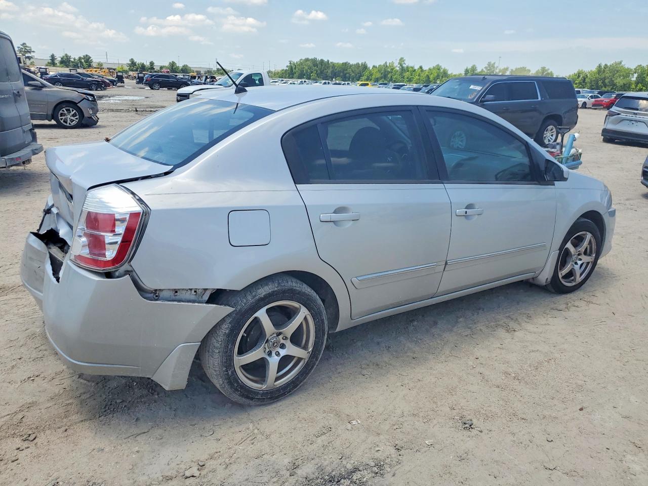 2010 Nissan Sentra 2.0 Silver vin: 3N1AB6AP8AL692643