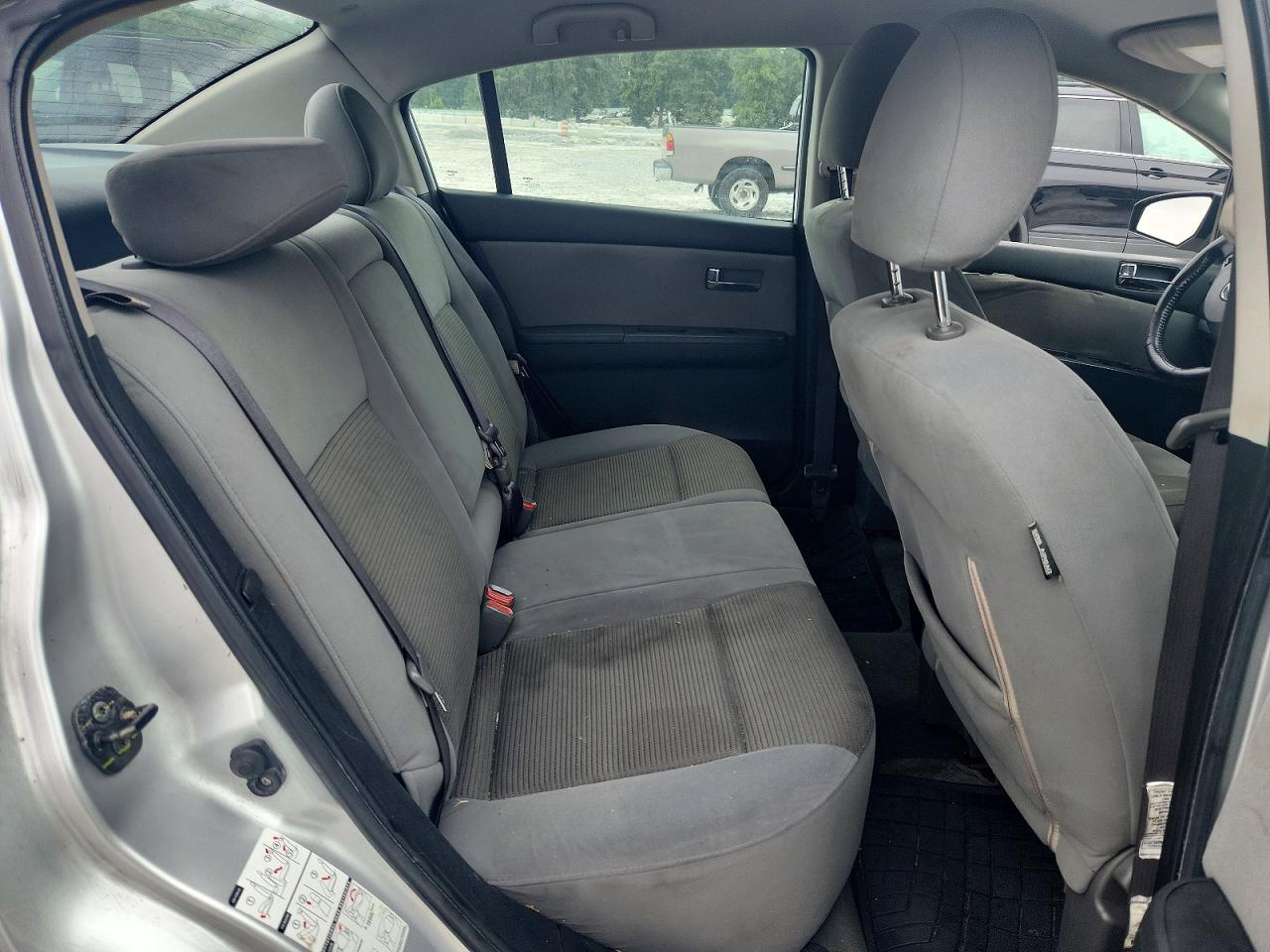 2010 Nissan Sentra 2.0 Silver vin: 3N1AB6AP8AL697972
