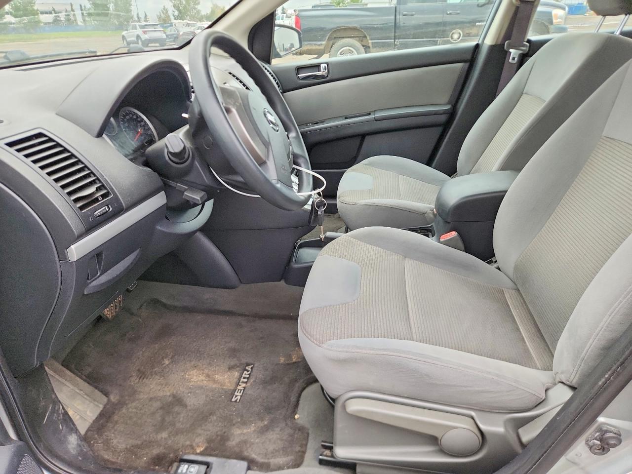 2010 Nissan Sentra 2.0 Silver vin: 3N1AB6AP8AL701552