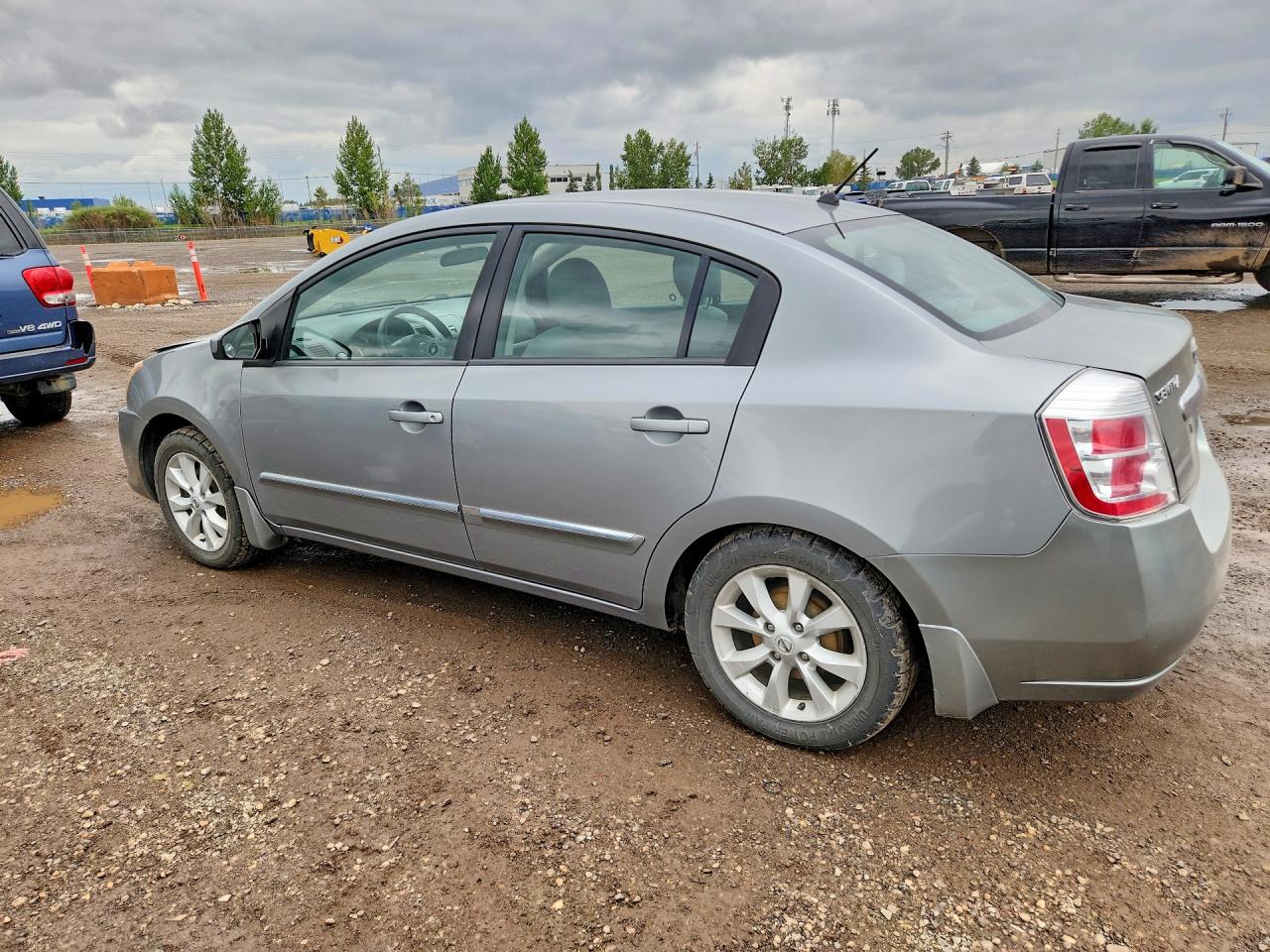2010 Nissan Sentra 2.0 Silver vin: 3N1AB6AP8AL701552