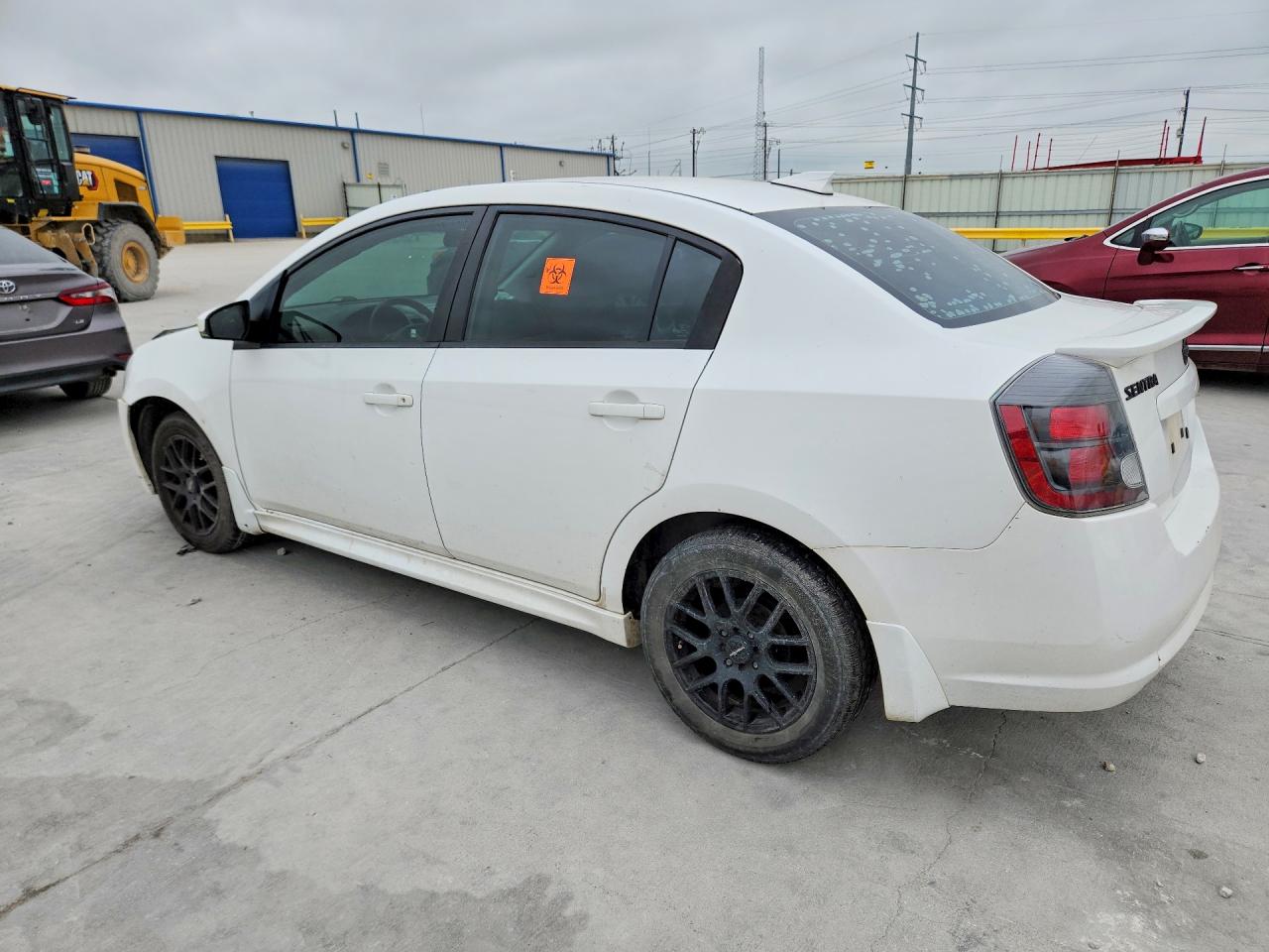 2010 Nissan Sentra 2.0 Белый vin: 3N1AB6AP8AL724734