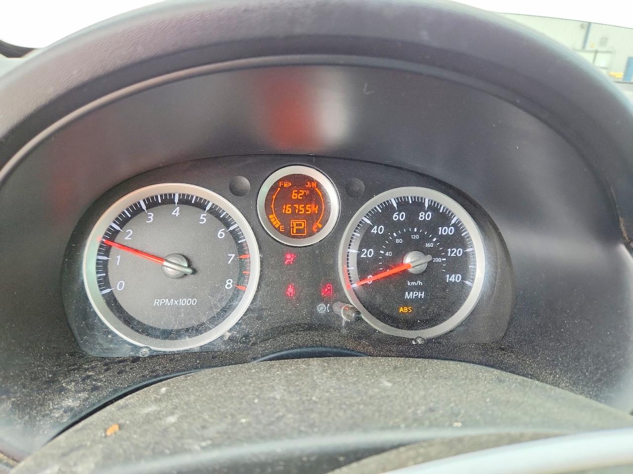 2010 Nissan Sentra 2.0 Белый vin: 3N1AB6AP8AL724734