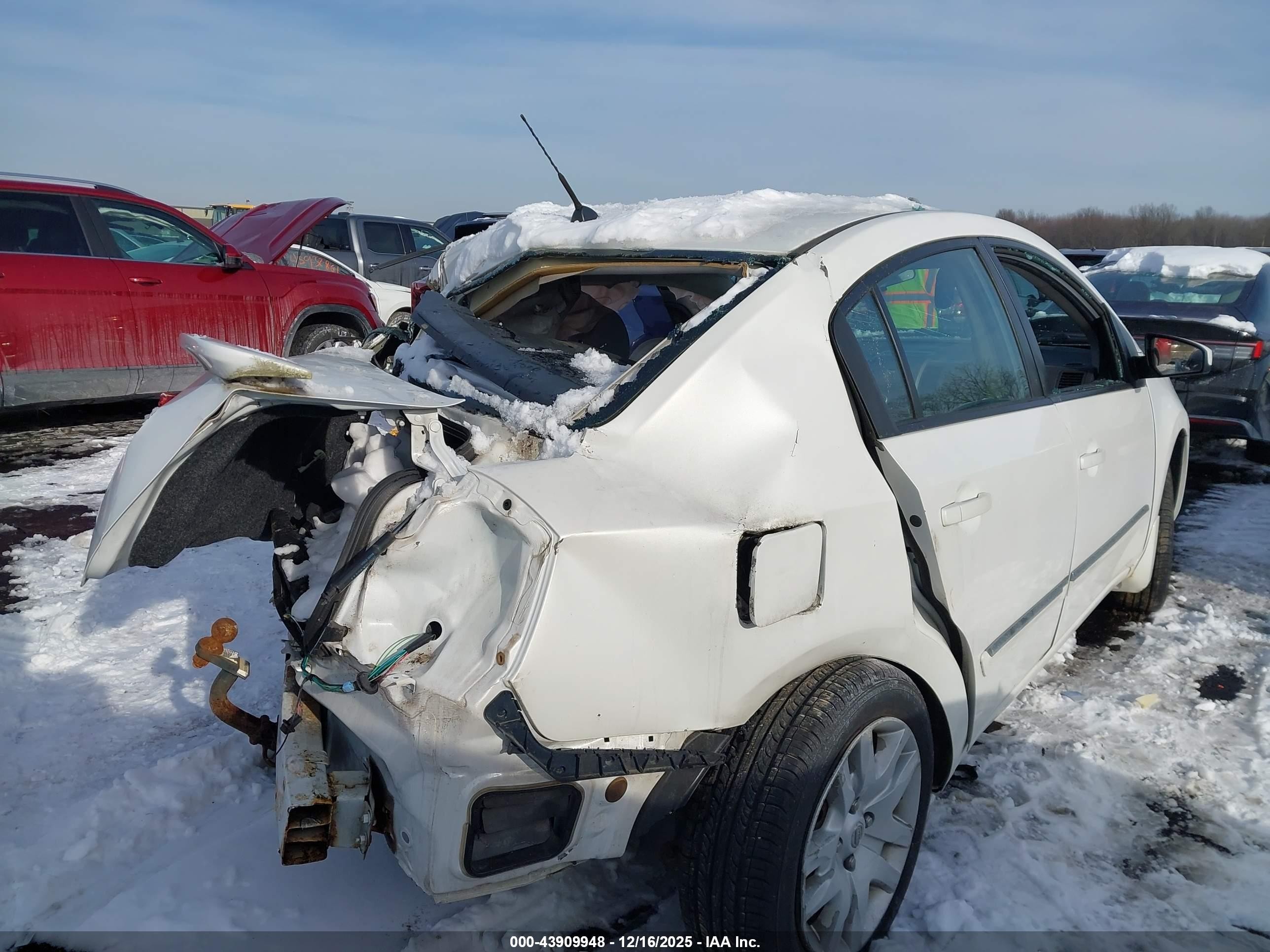 2012 Nissan Sentra 2.0 S Белый vin: 3N1AB6AP8CL710187