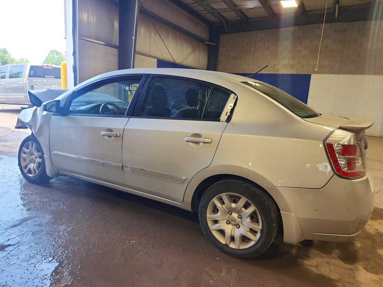 2012 Nissan Sentra 2.0 Серебряный vin: 3N1AB6AP8CL754397