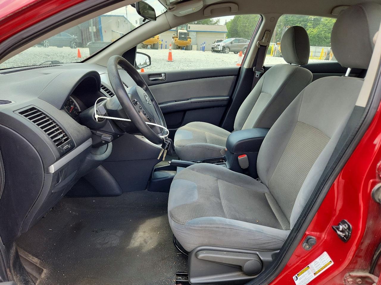 2010 Nissan Sentra 2.0 Burgundy vin: 3N1AB6AP9AL616638