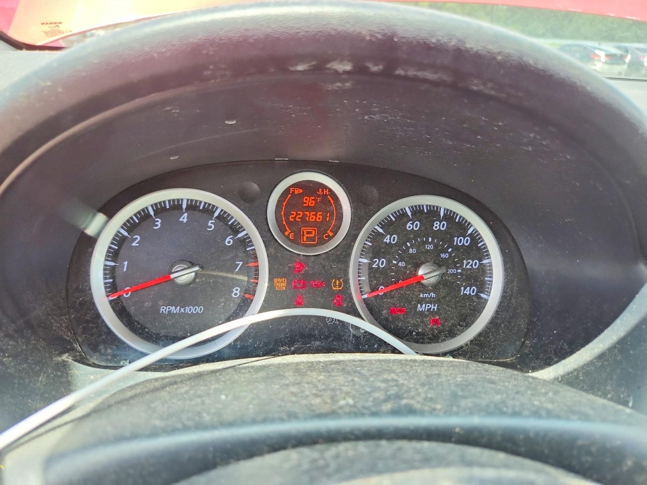 2010 Nissan Sentra 2.0 Red vin: 3N1AB6AP9AL636761