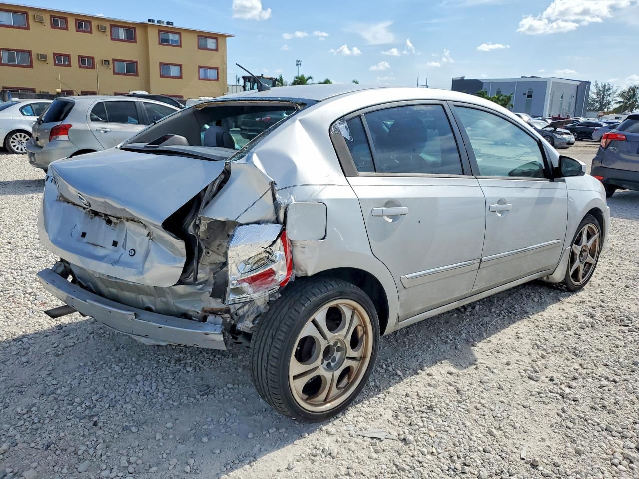 2010 Nissan Sentra 2.0 Silver vin: 3N1AB6AP9AL667086