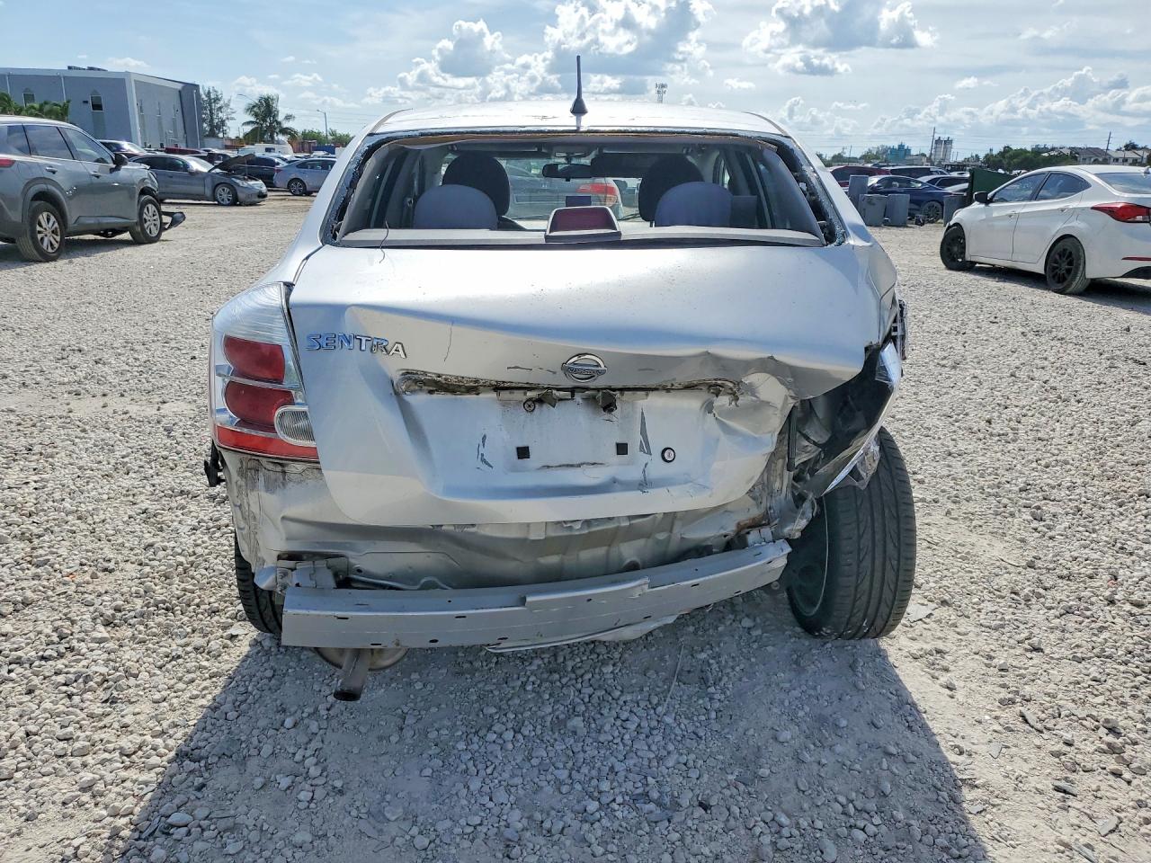 2010 Nissan Sentra 2.0 Silver vin: 3N1AB6AP9AL667086