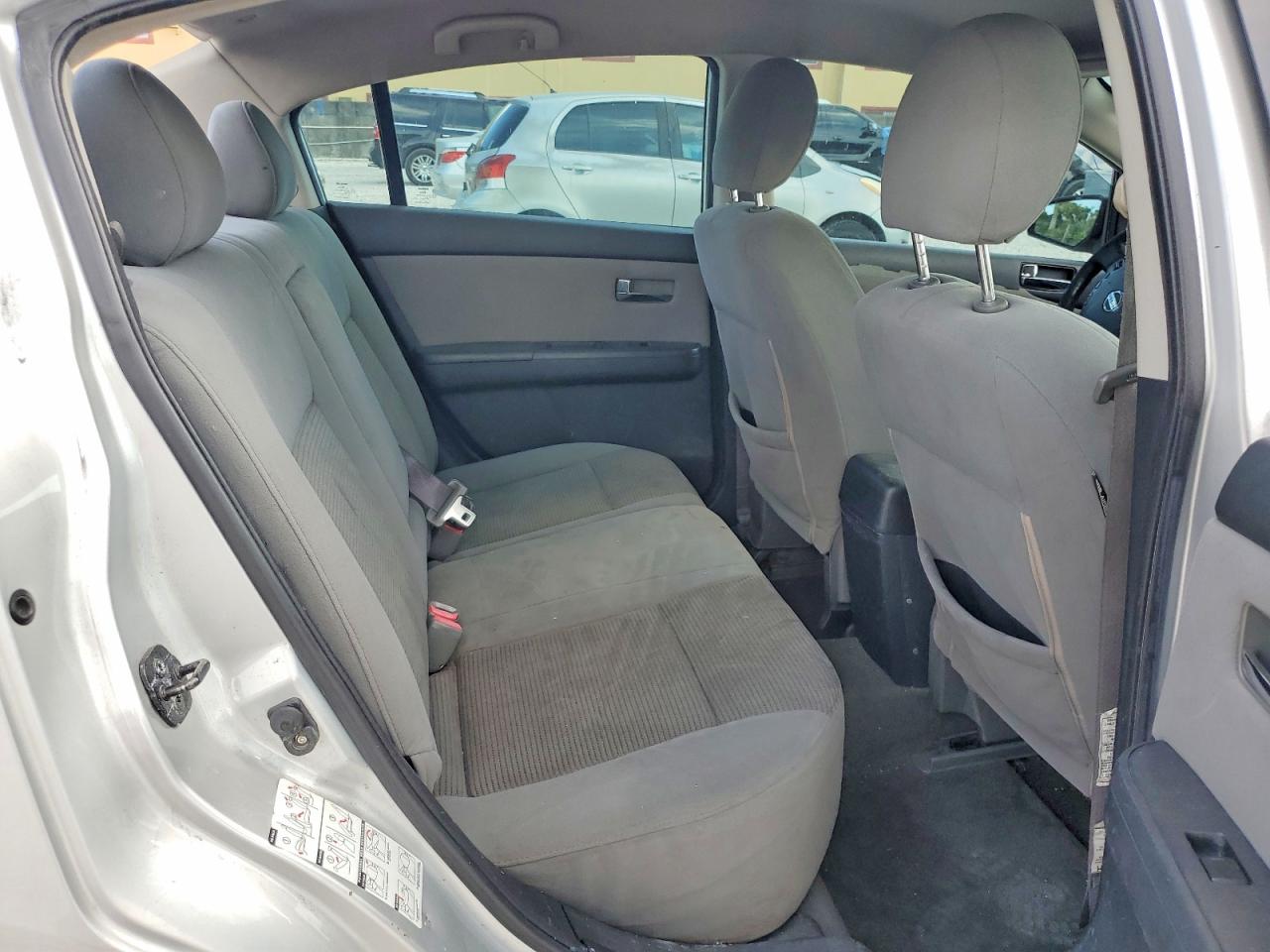 2010 Nissan Sentra 2.0 Silver vin: 3N1AB6AP9AL667086