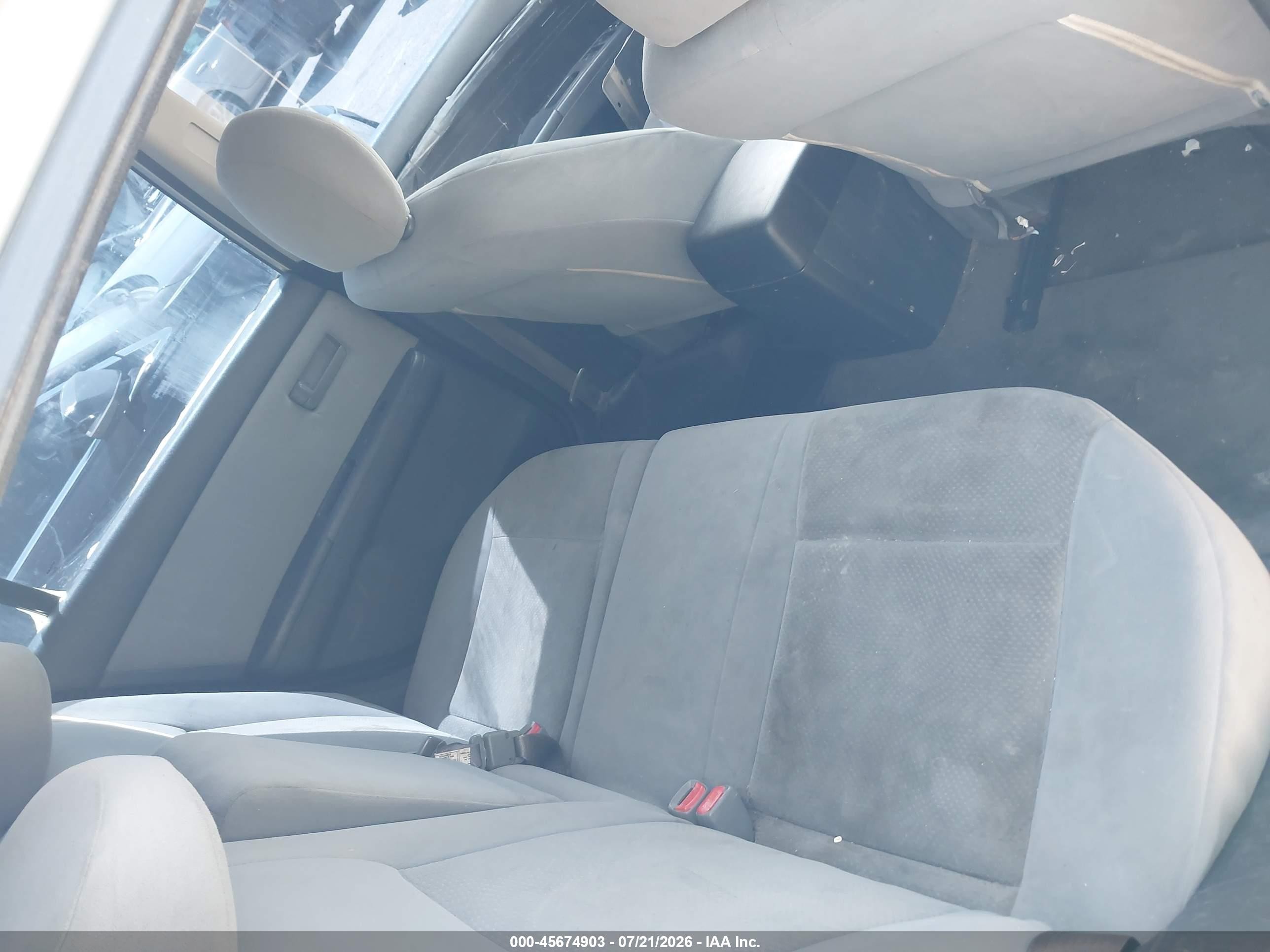 2010 Nissan Sentra 2.0 Silver vin: 3N1AB6AP9AL668514