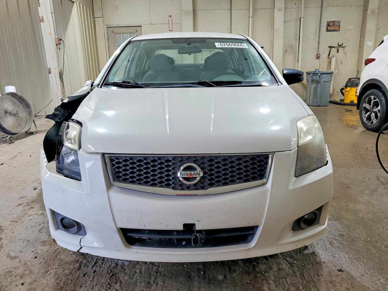 2010 Nissan Sentra 2.0 White vin: 3N1AB6AP9AL687046