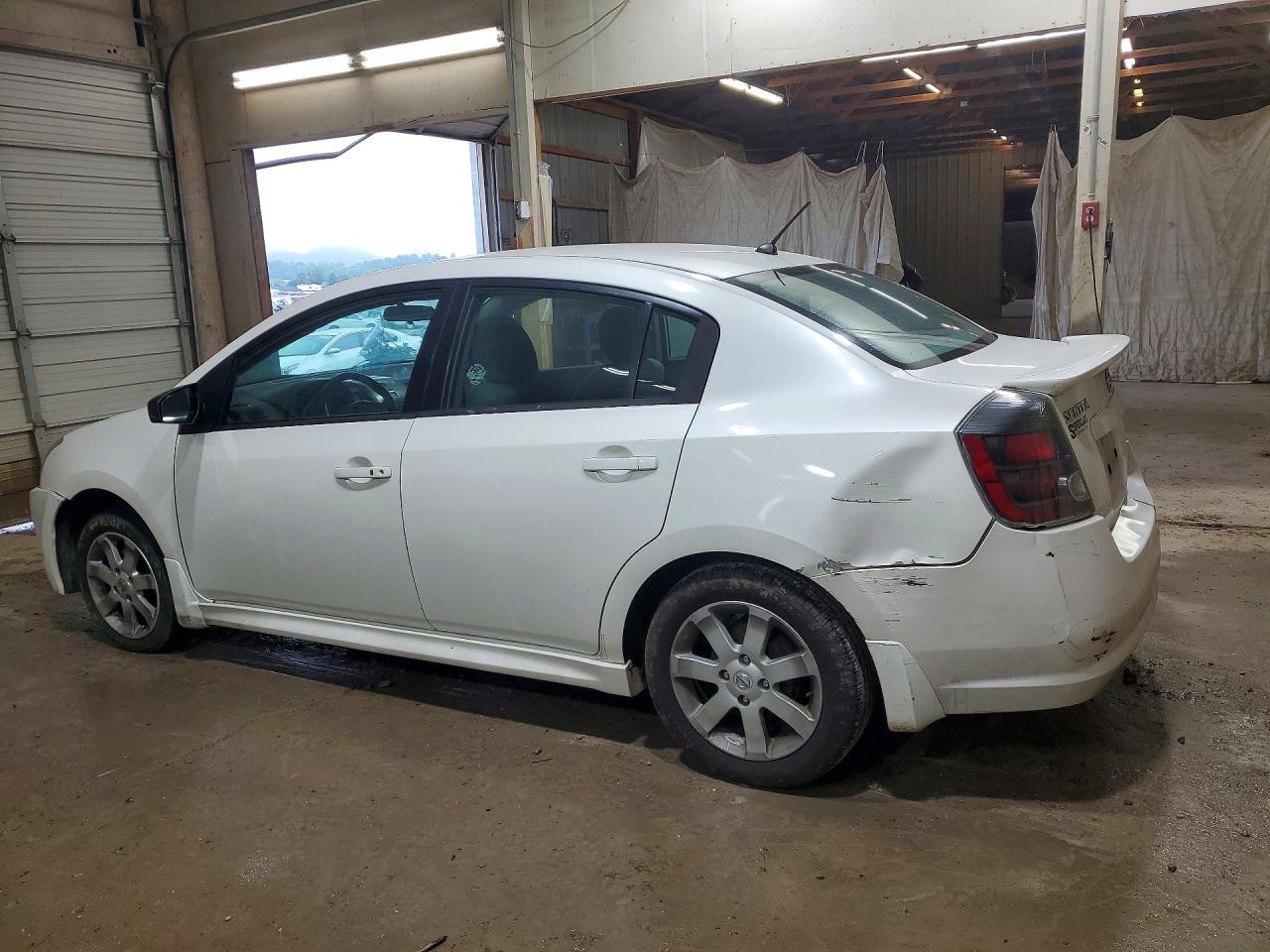 2010 Nissan Sentra 2.0 White vin: 3N1AB6AP9AL687046