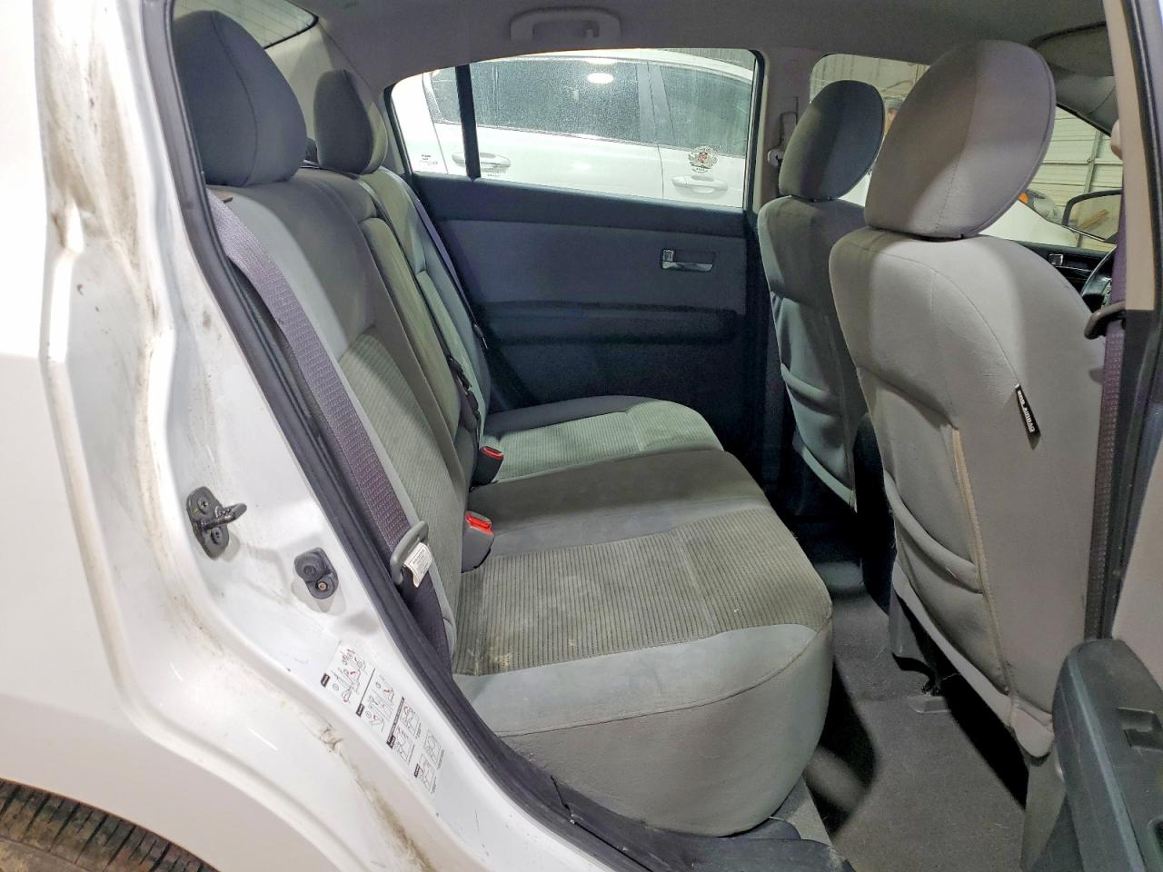 2010 Nissan Sentra 2.0 White vin: 3N1AB6AP9AL687046