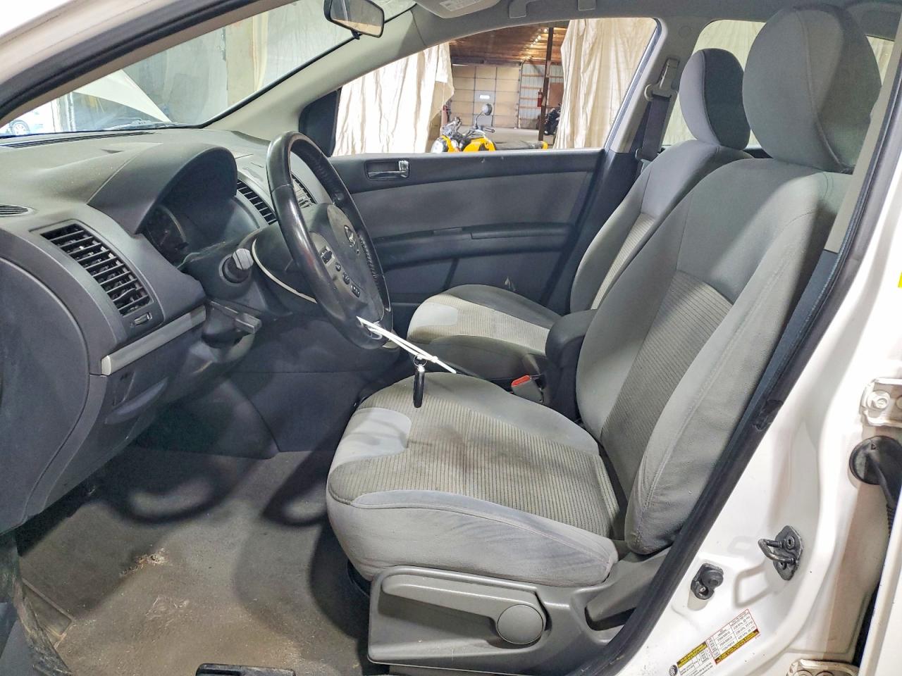 2010 Nissan Sentra 2.0 White vin: 3N1AB6AP9AL687046