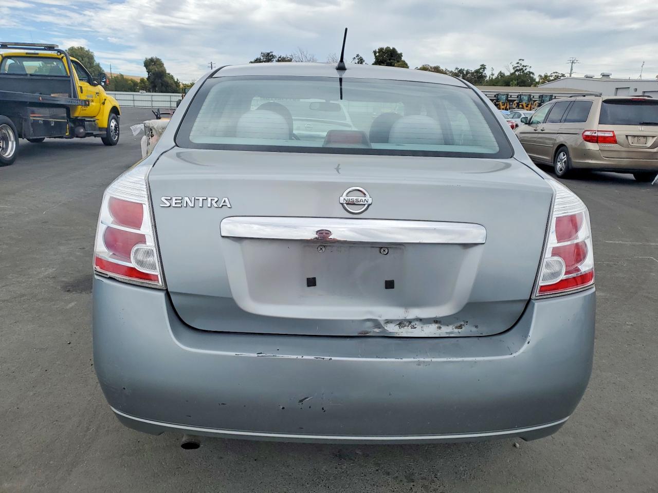 2010 Nissan Sentra 2.0/2.0s/sr/2.0sl Gray vin: 3N1AB6AP9AL709983