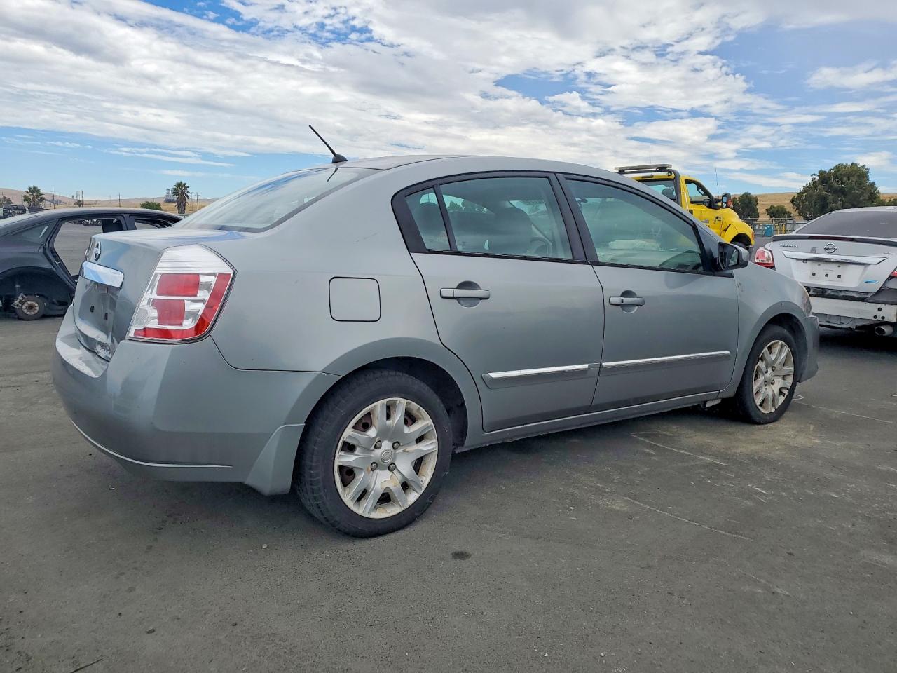 2010 Nissan Sentra 2.0/2.0s/sr/2.0sl Gray vin: 3N1AB6AP9AL709983