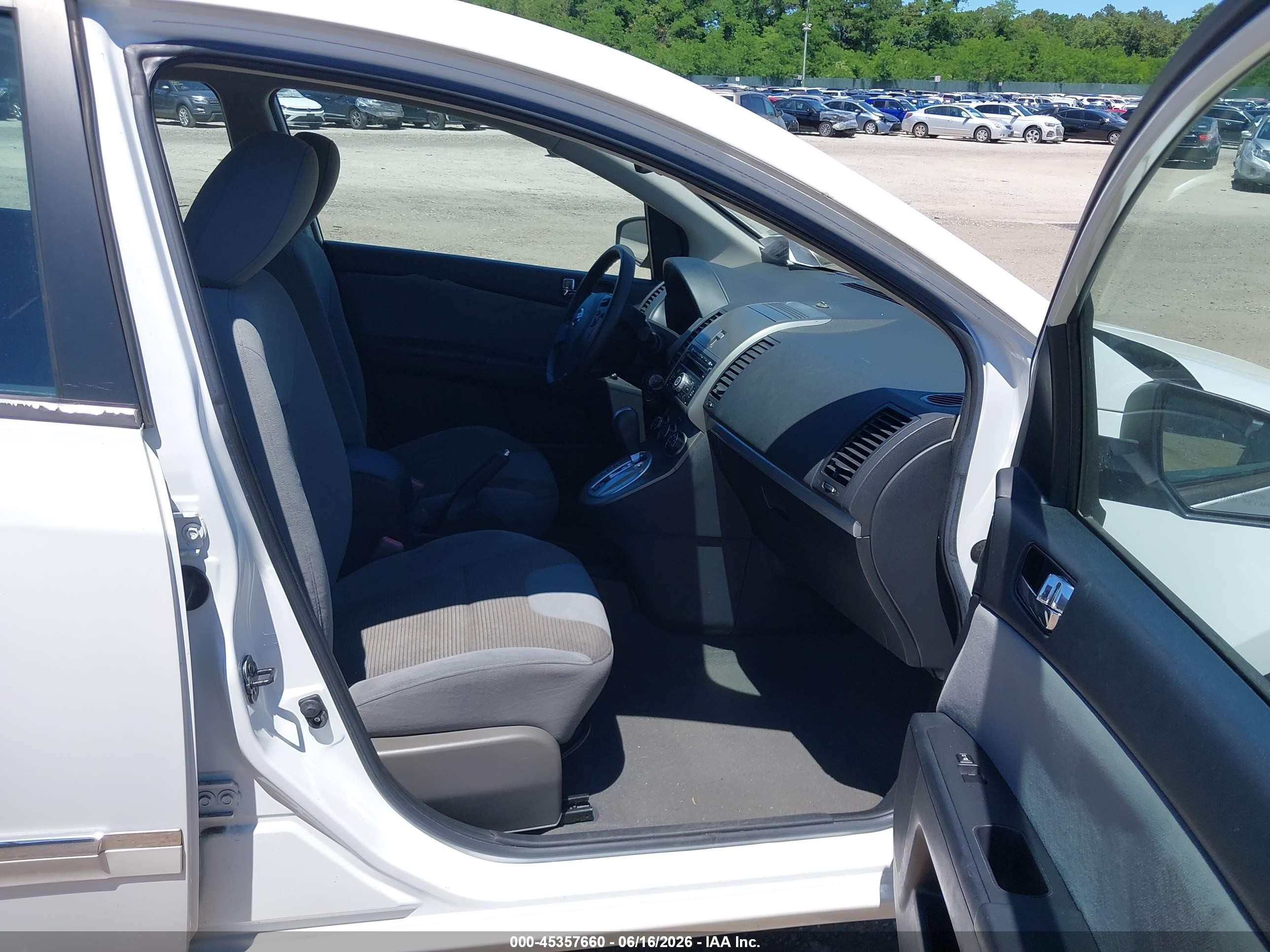 2010 Nissan Sentra 2.0s White vin: 3N1AB6AP9AL712723
