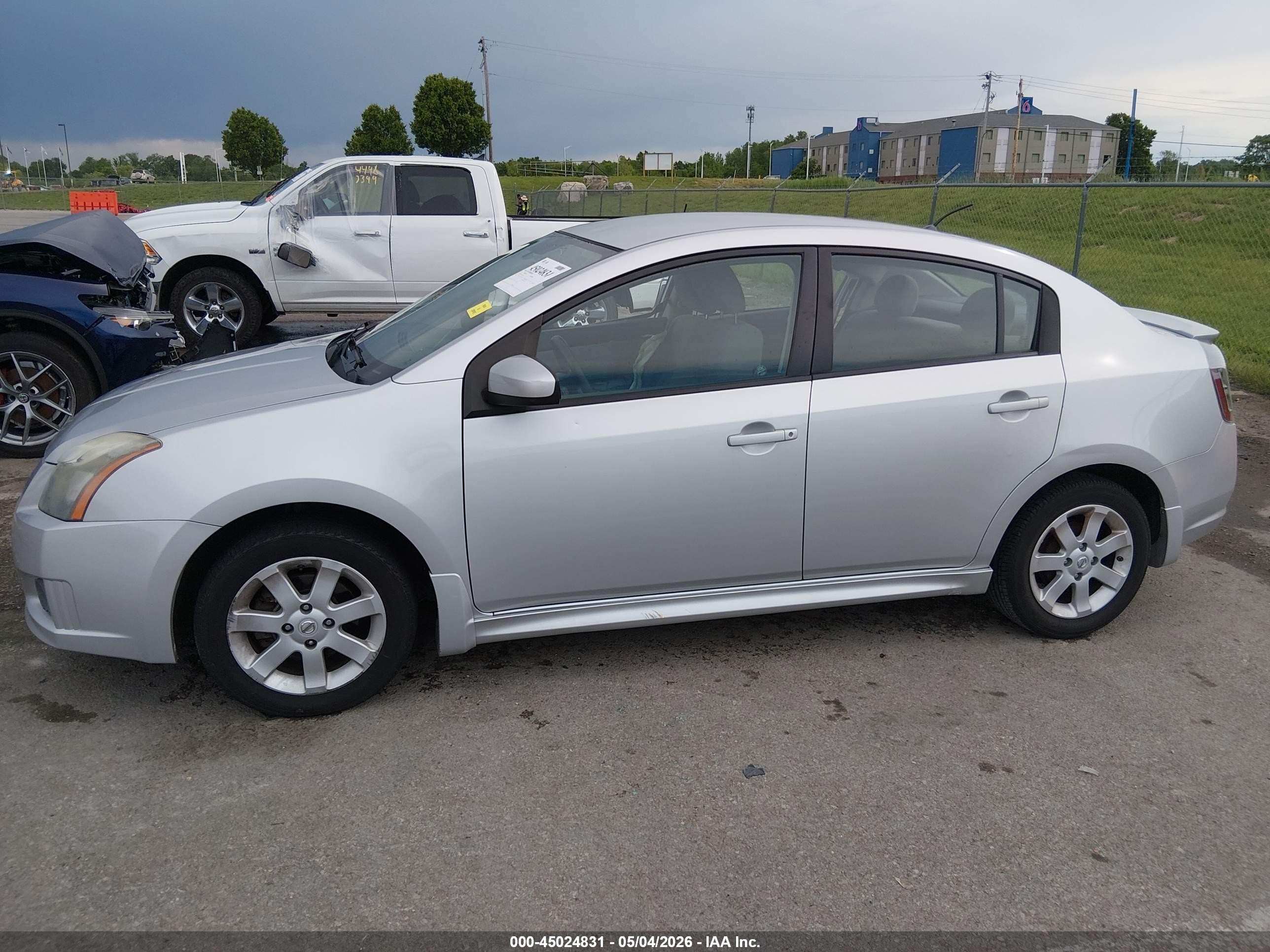 2010 Nissan Sentra 2.0sr Silver vin: 3N1AB6AP9AL714777
