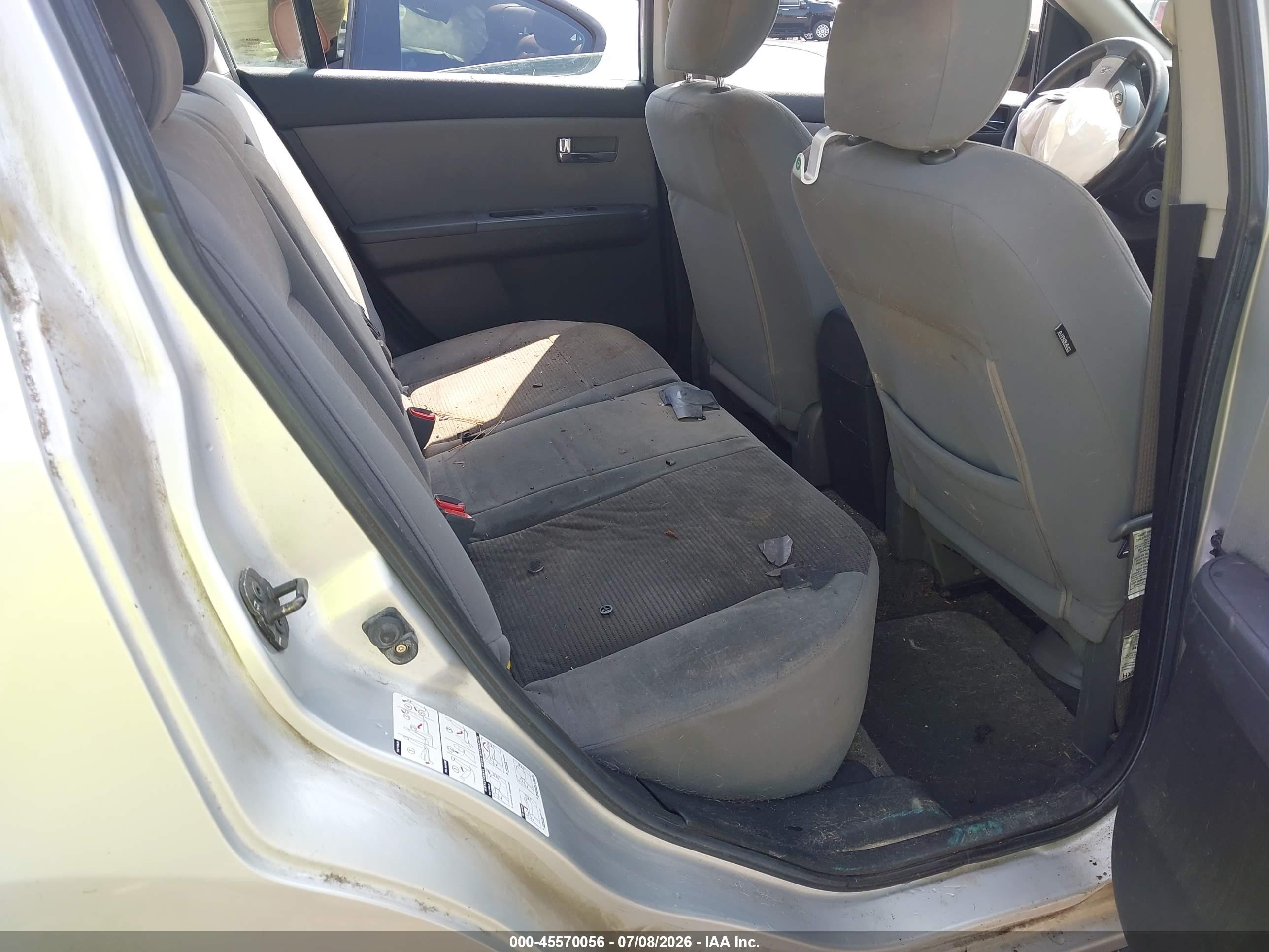 2011 Nissan Sentra 2.0s Silver vin: 3N1AB6AP9BL617841