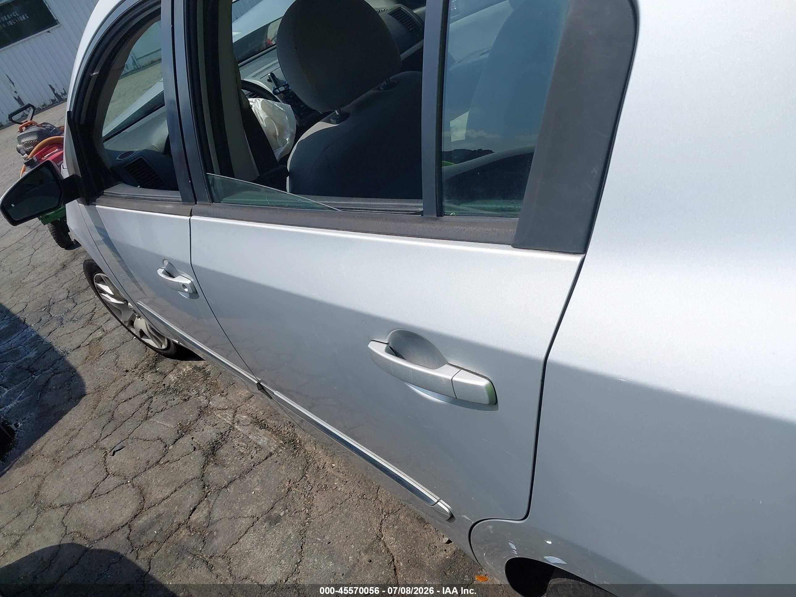 2011 Nissan Sentra 2.0s Silver vin: 3N1AB6AP9BL617841