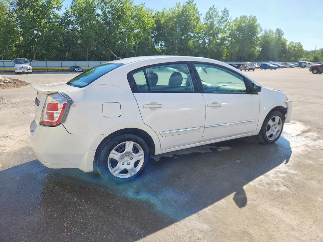 2011 Nissan Sentra 2.0 White vin: 3N1AB6AP9BL622554