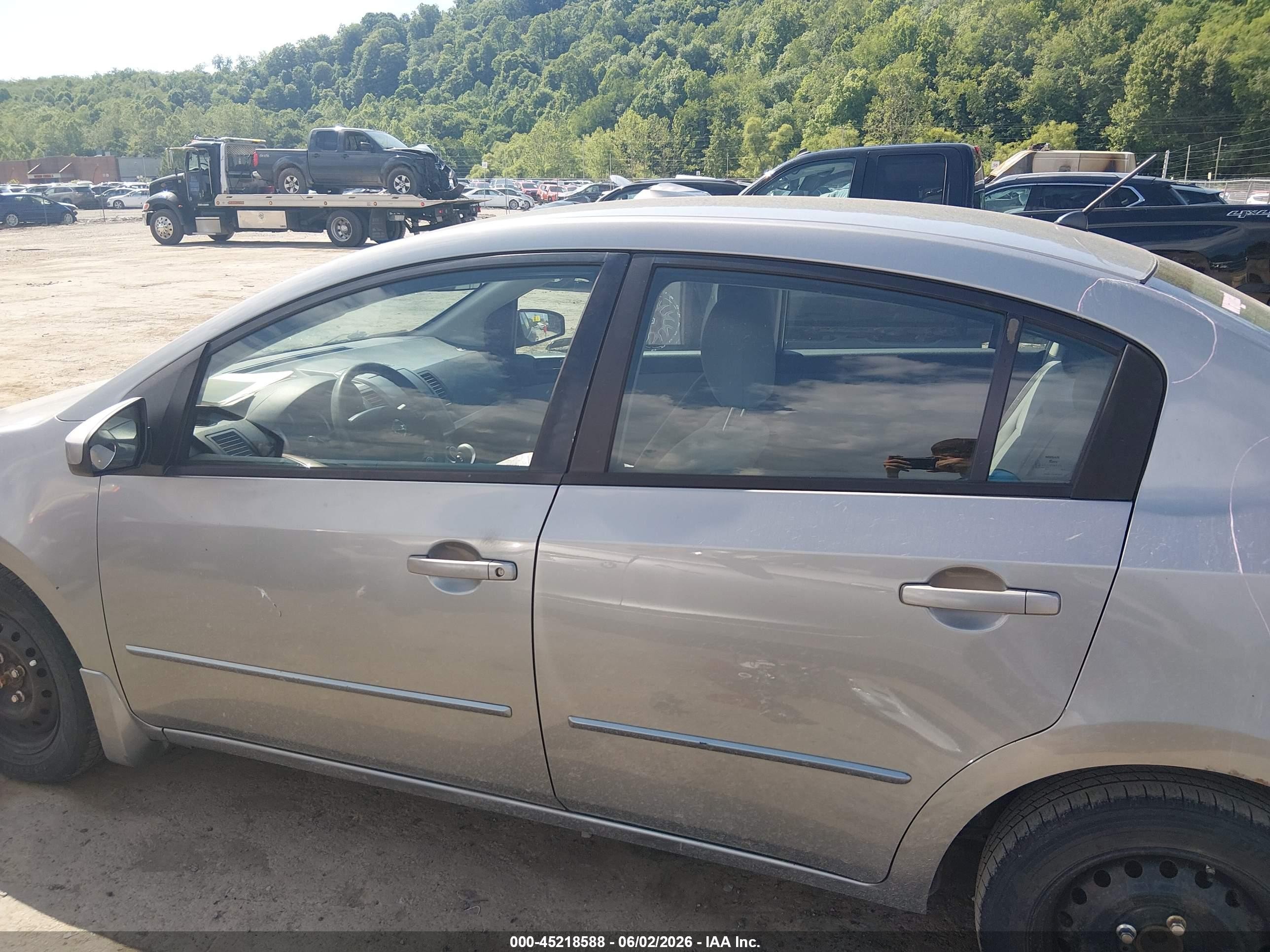 2011 Nissan Sentra 2.0 Silver vin: 3N1AB6AP9BL687629