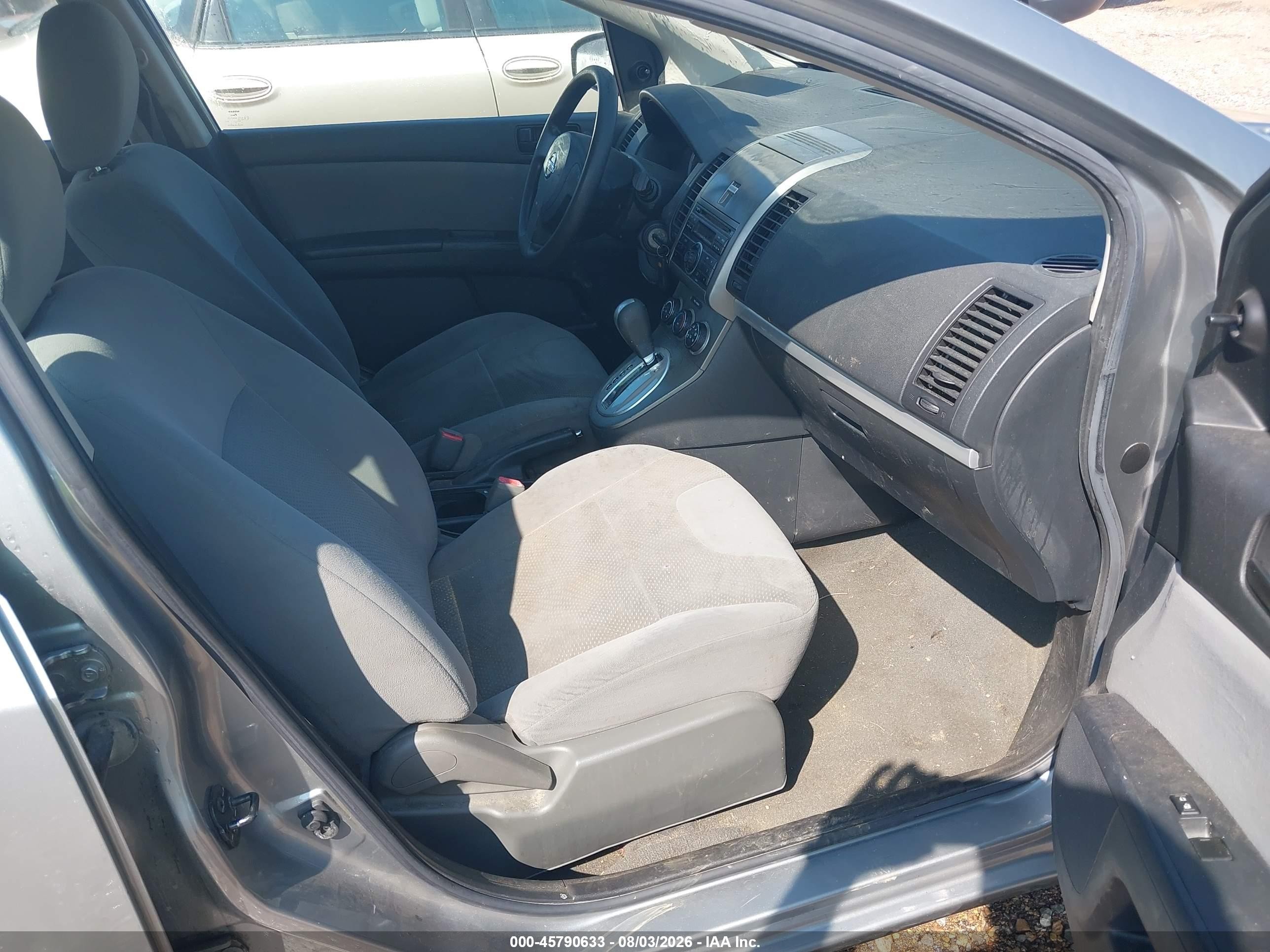2011 Nissan Sentra 2.0 Silver vin: 3N1AB6AP9BL696444
