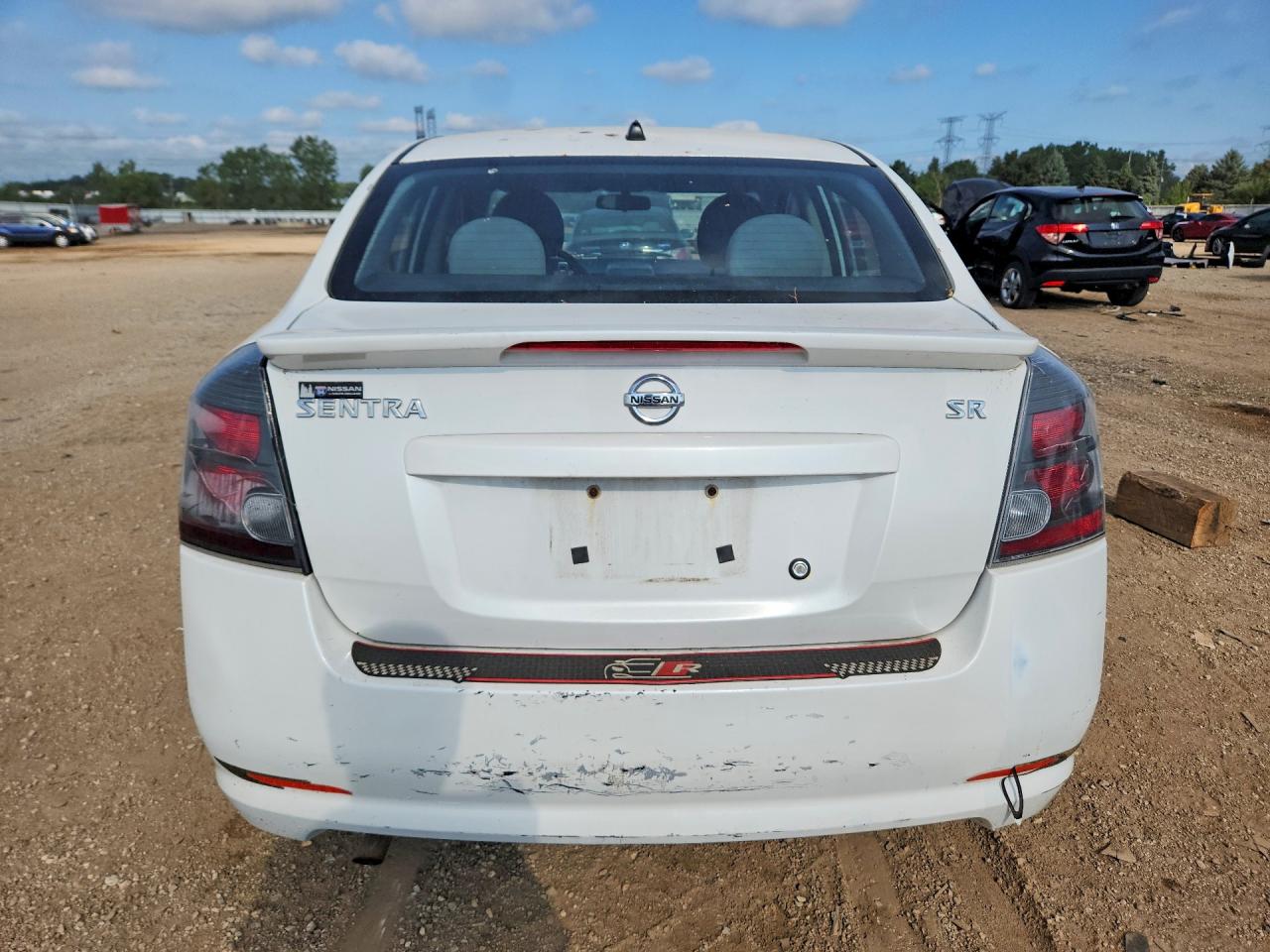 2011 Nissan Sentra 2.0 White vin: 3N1AB6AP9BL726039
