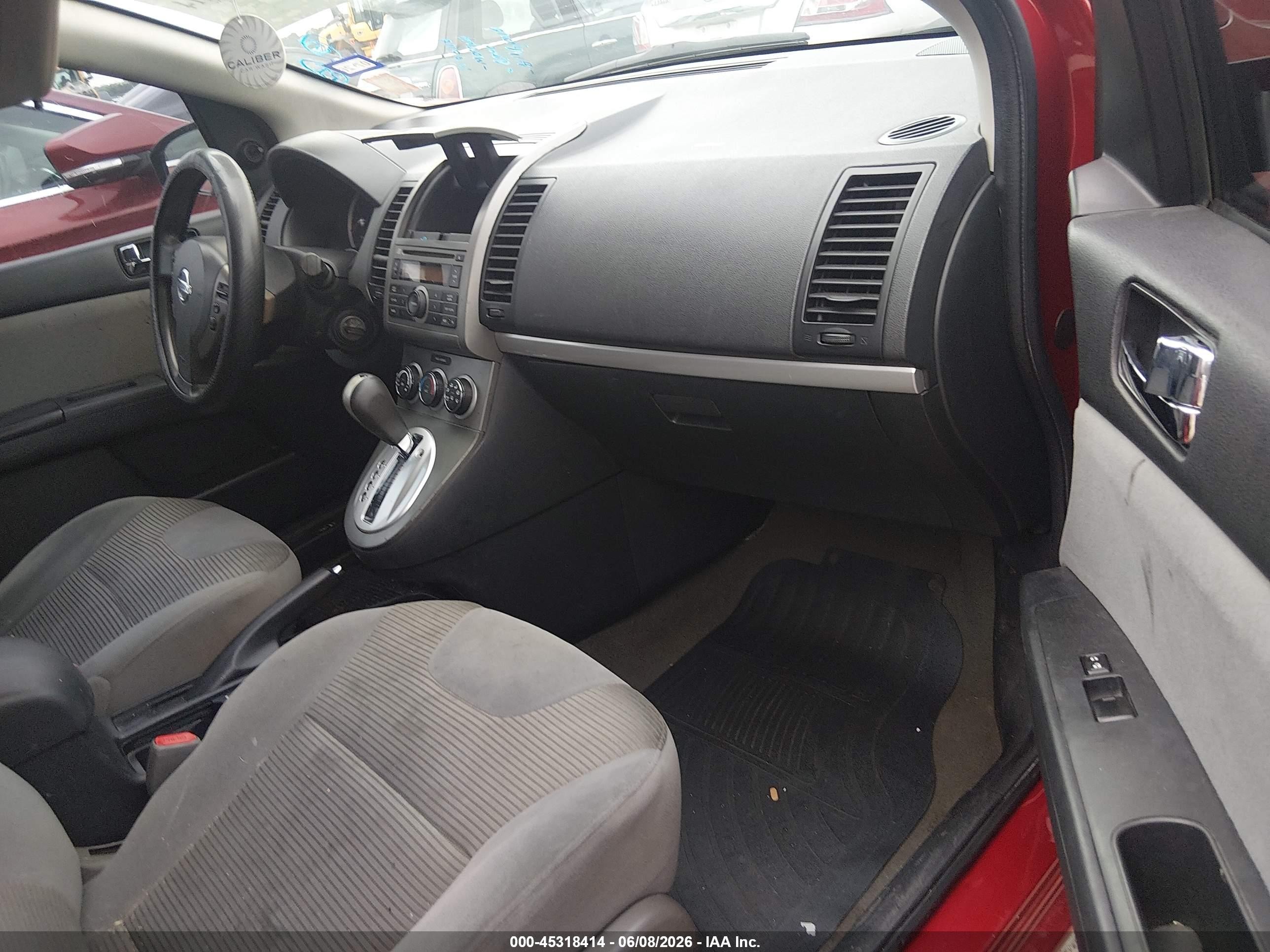 2011 Nissan Sentra 2.0s Red vin: 3N1AB6AP9BL727787