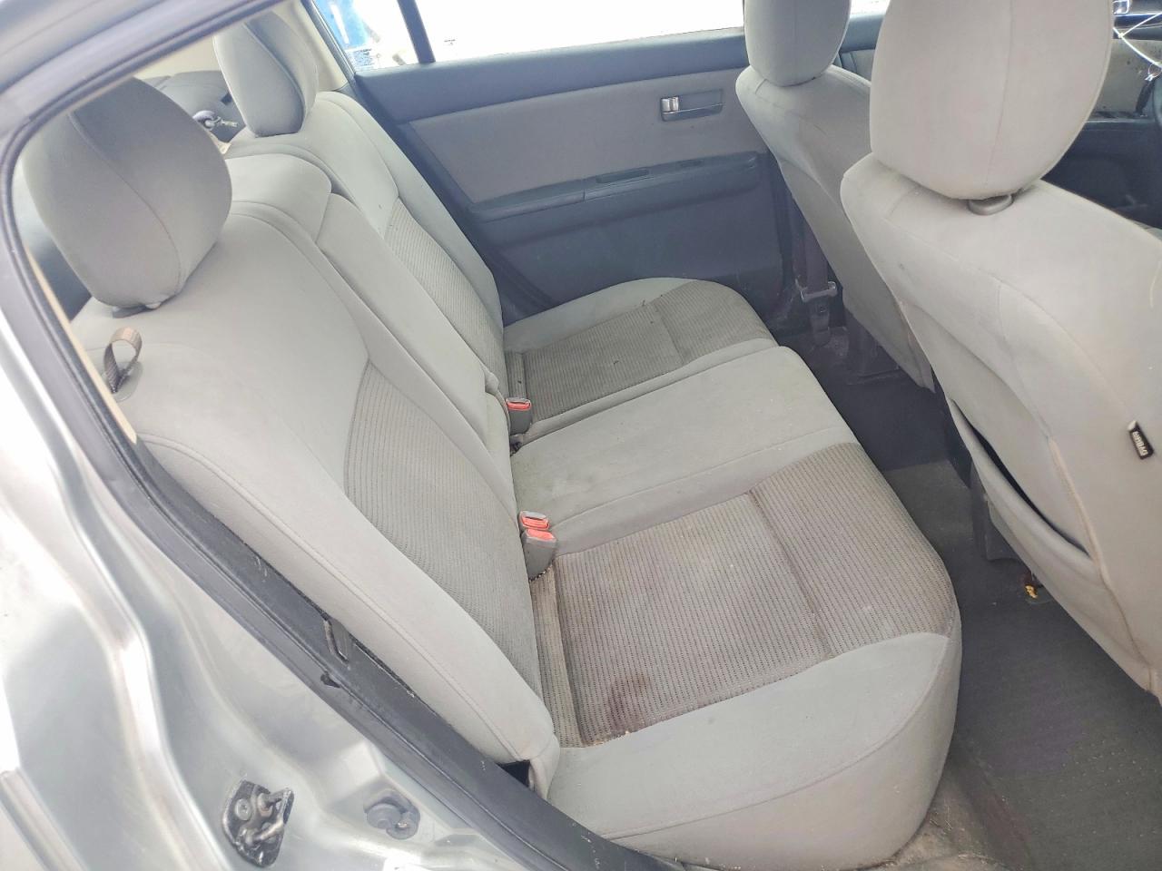 2011 Nissan Sentra 2.0 Silver vin: 3N1AB6AP9BL728924