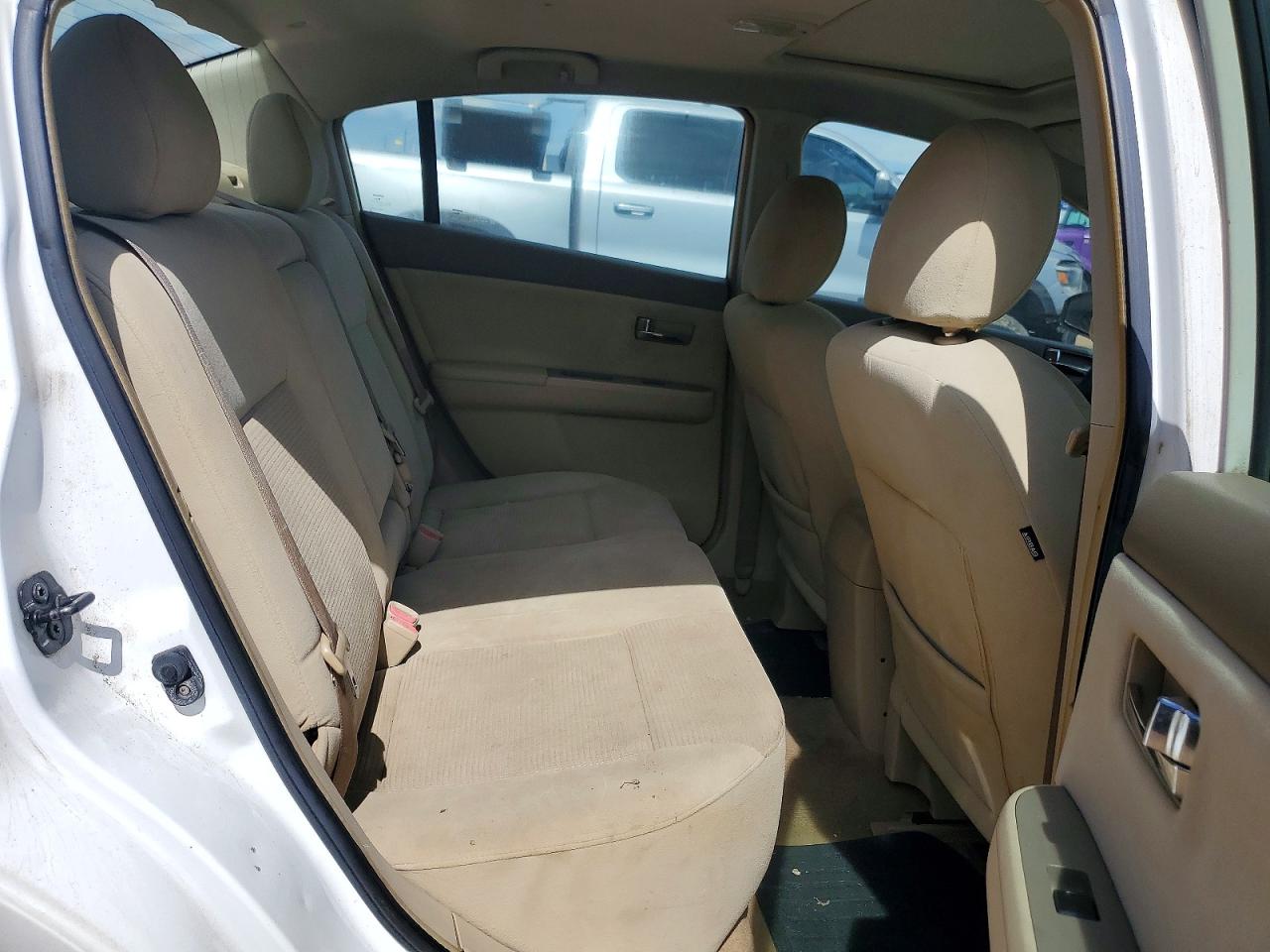 2012 Nissan Sentra 2.0 White vin: 3N1AB6AP9CL615590