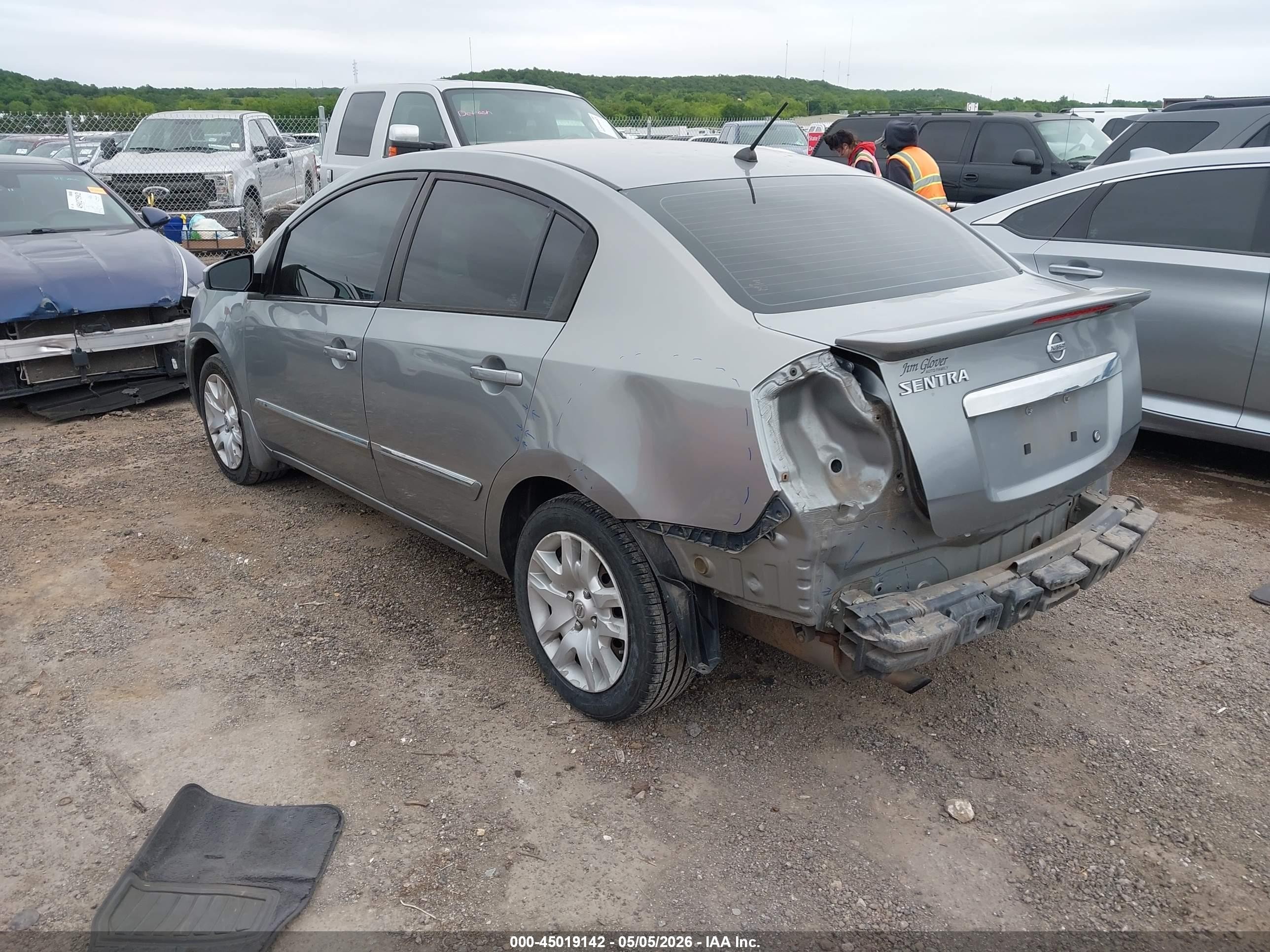 2012 Nissan Sentra 2.0 S Серый vin: 3N1AB6AP9CL636892