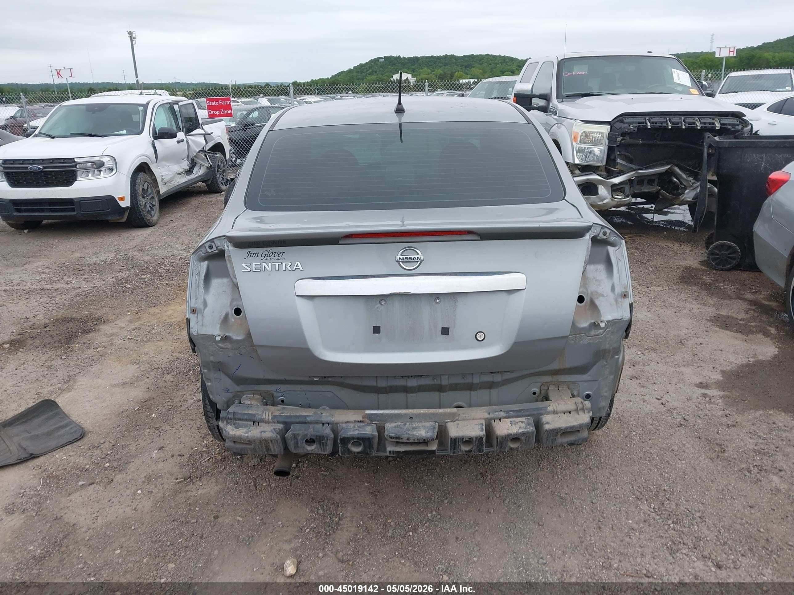2012 Nissan Sentra 2.0 S Серый vin: 3N1AB6AP9CL636892