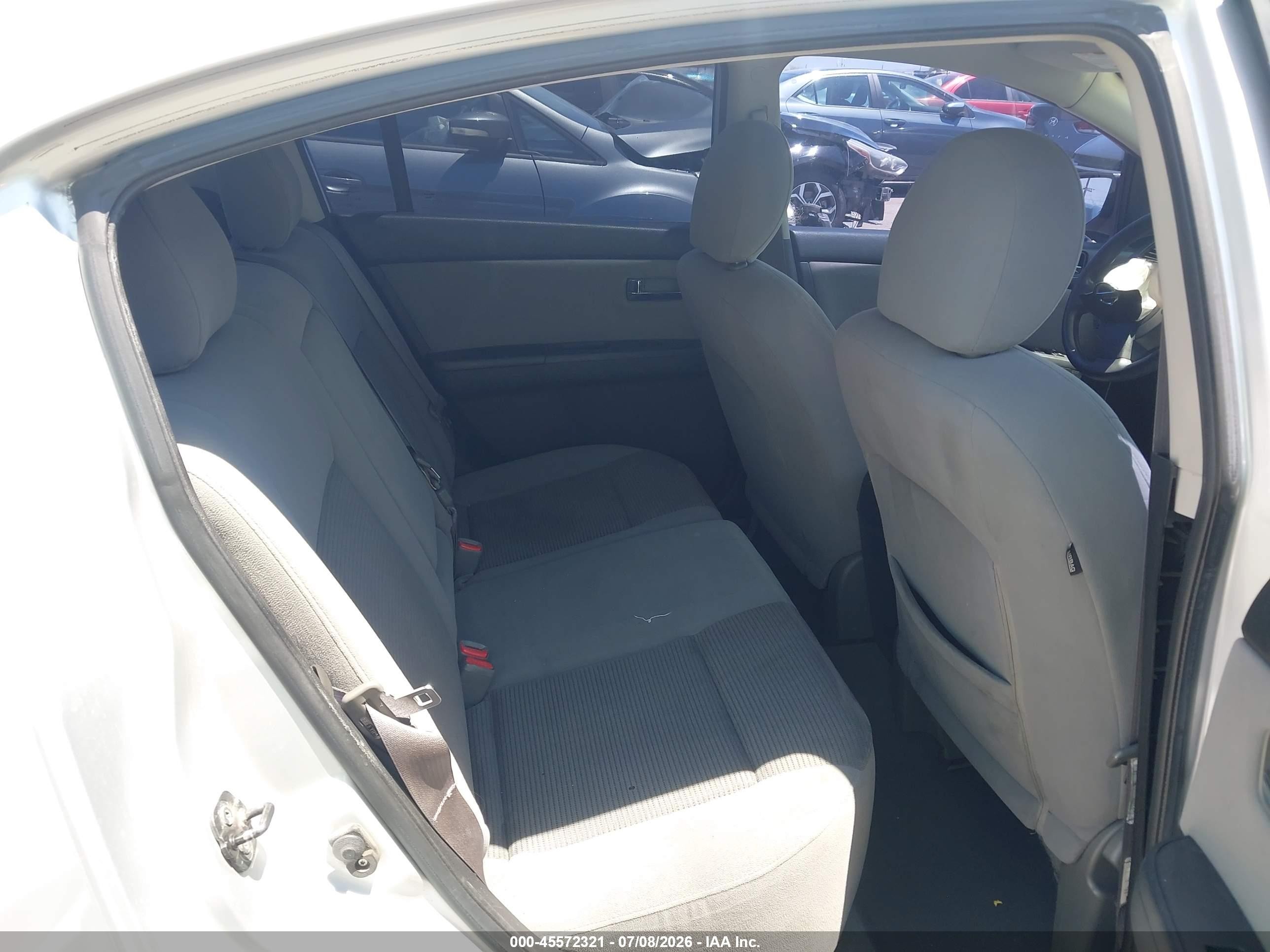 2012 Nissan Sentra 2.0 S Серебряный vin: 3N1AB6AP9CL671092