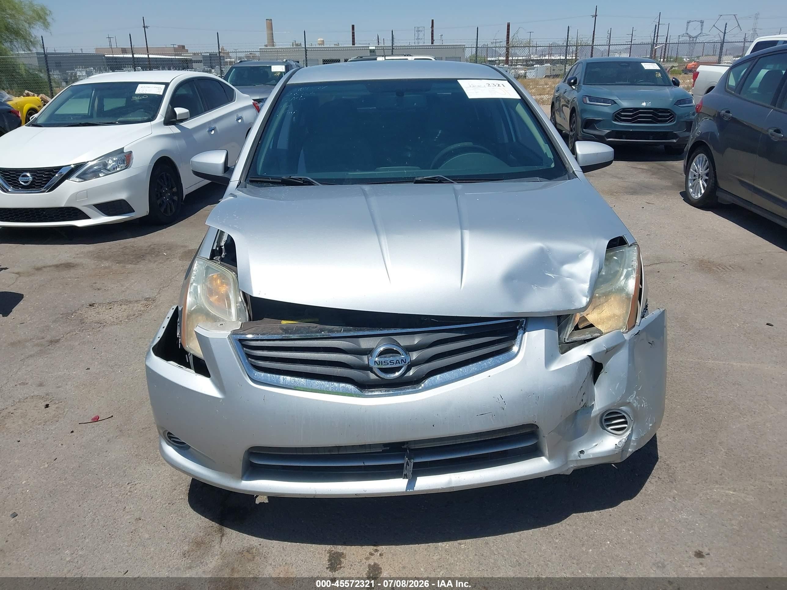 2012 Nissan Sentra 2.0 S Серебряный vin: 3N1AB6AP9CL671092