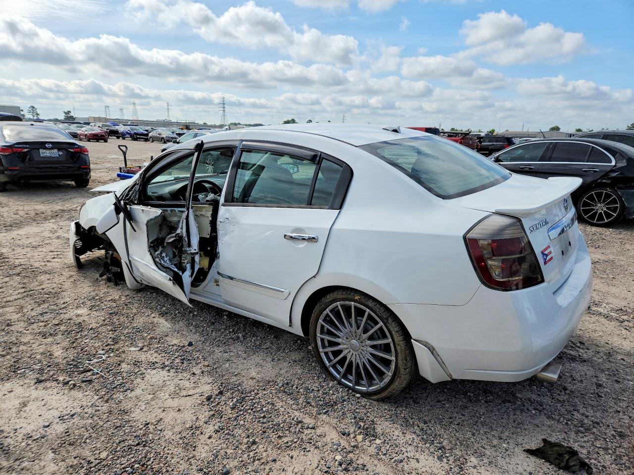 2012 Nissan Sentra 2.0 White vin: 3N1AB6AP9CL688460