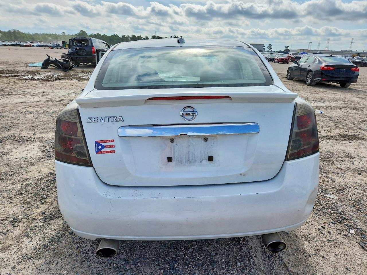 2012 Nissan Sentra 2.0 White vin: 3N1AB6AP9CL688460