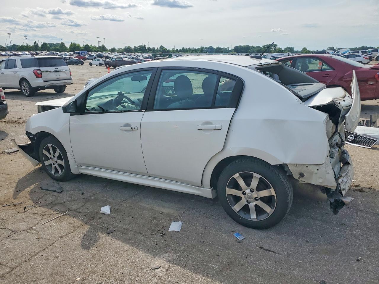 2012 Nissan Sentra 2.0 Белый vin: 3N1AB6AP9CL702261