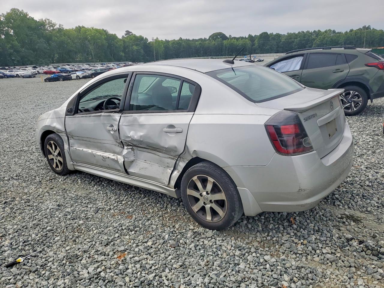2012 Nissan Sentra 2.0 Серебряный vin: 3N1AB6AP9CL712708