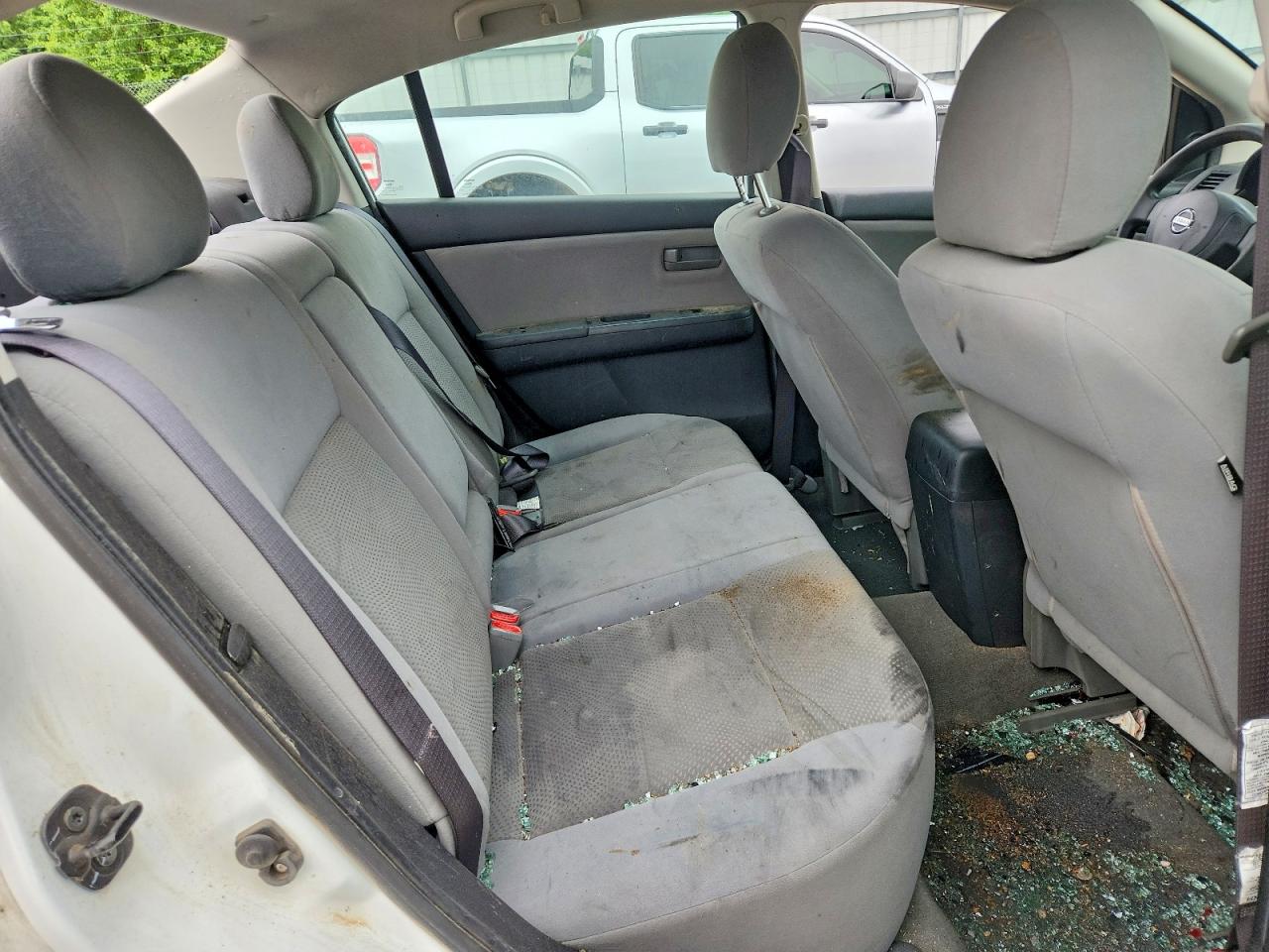 2012 Nissan Sentra 2.0 White vin: 3N1AB6AP9CL758927