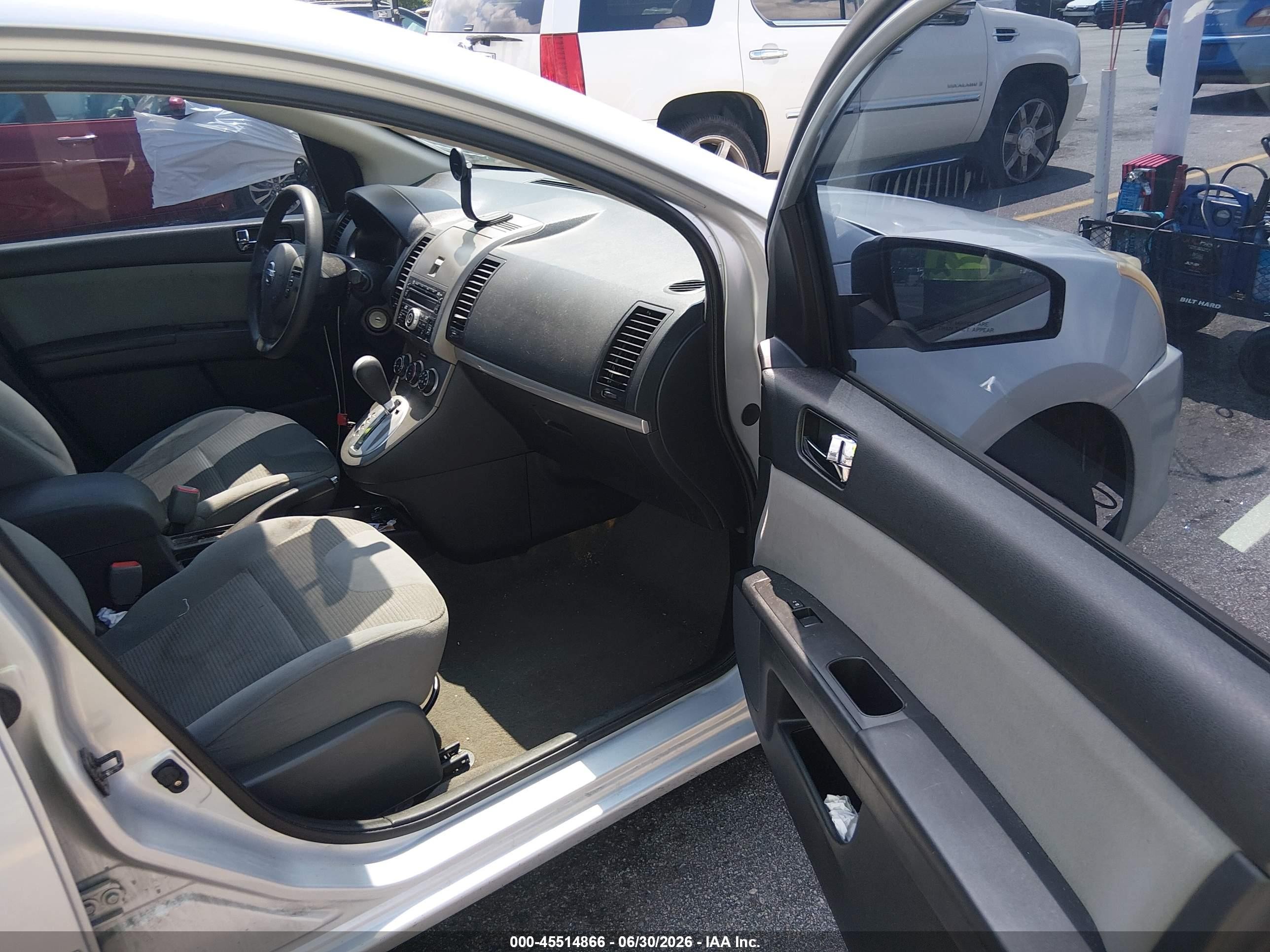 2012 Nissan Sentra 2.0 S Silver vin: 3N1AB6AP9CL771015