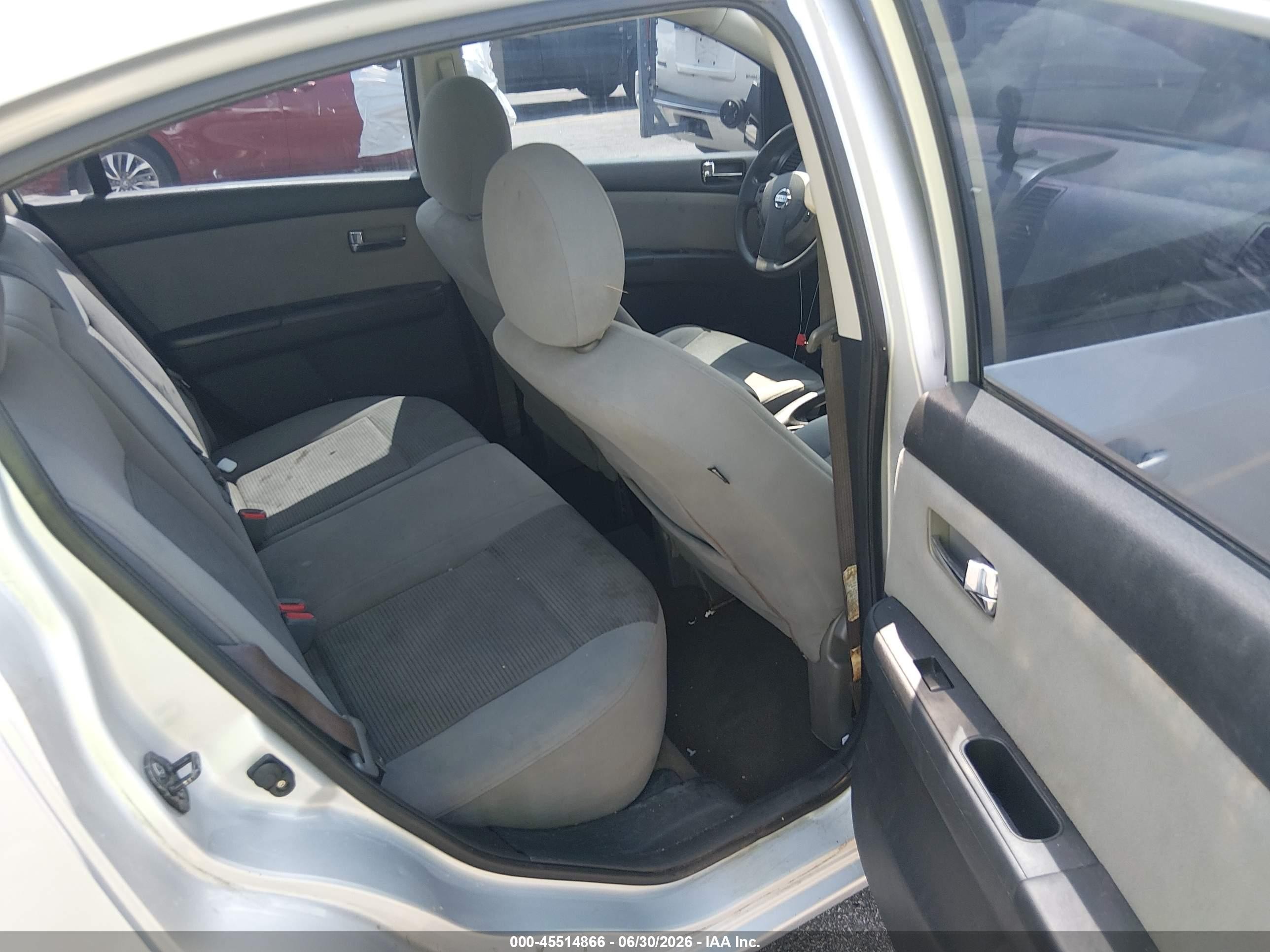 2012 Nissan Sentra 2.0 S Silver vin: 3N1AB6AP9CL771015