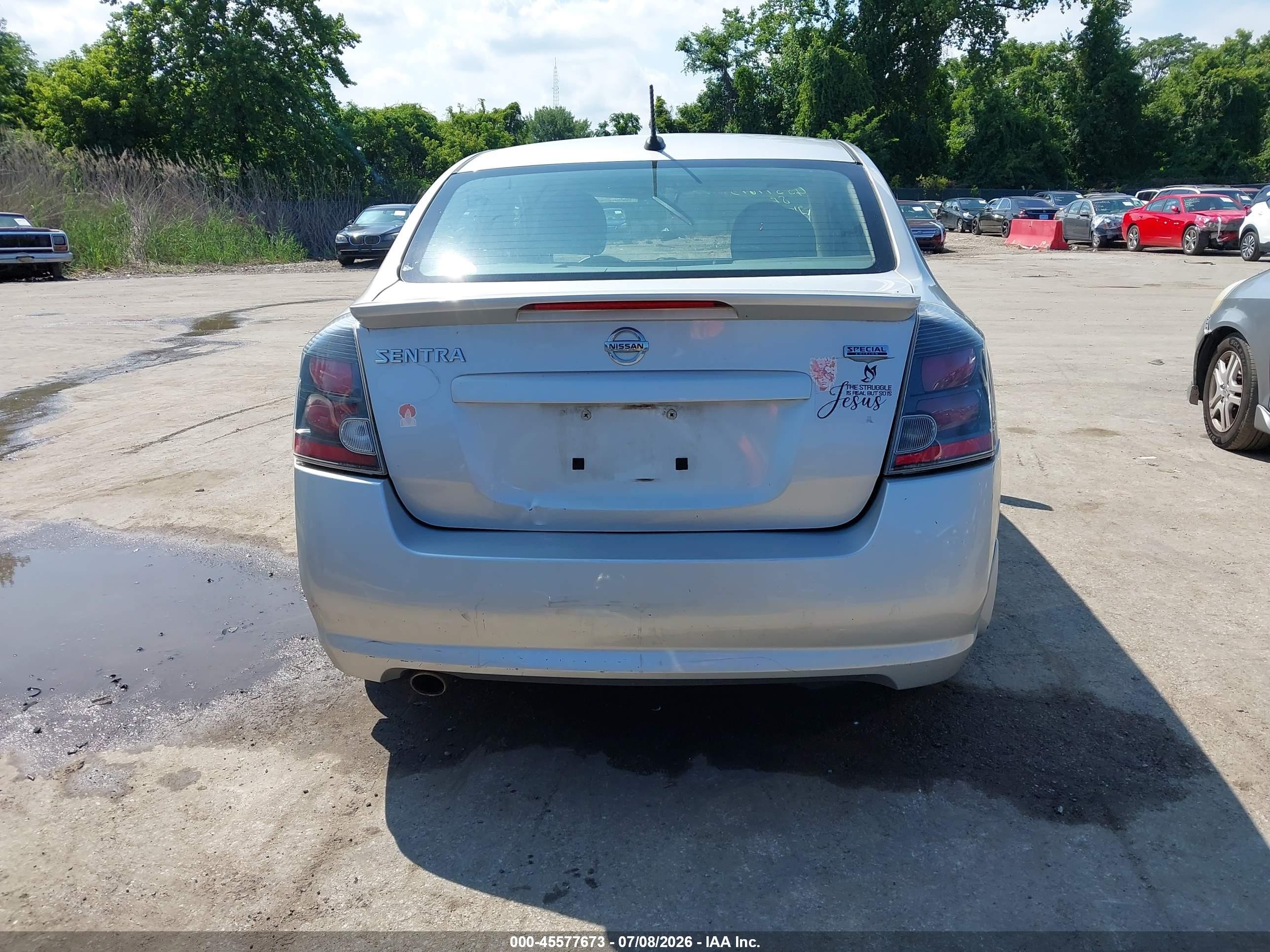 2012 Nissan Sentra 2.0 Sr Серебряный vin: 3N1AB6AP9CL778675