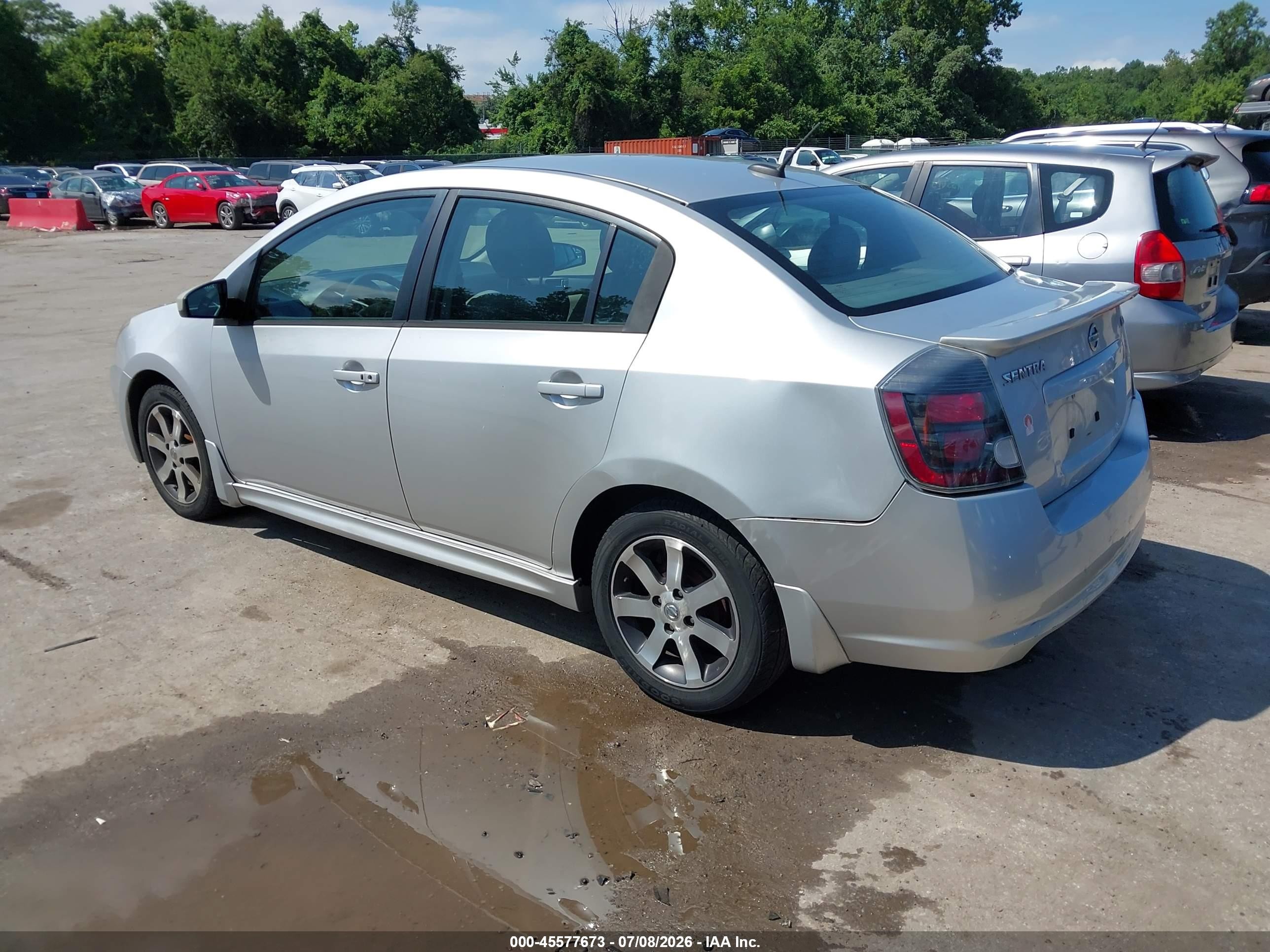 2012 Nissan Sentra 2.0 Sr Серебряный vin: 3N1AB6AP9CL778675