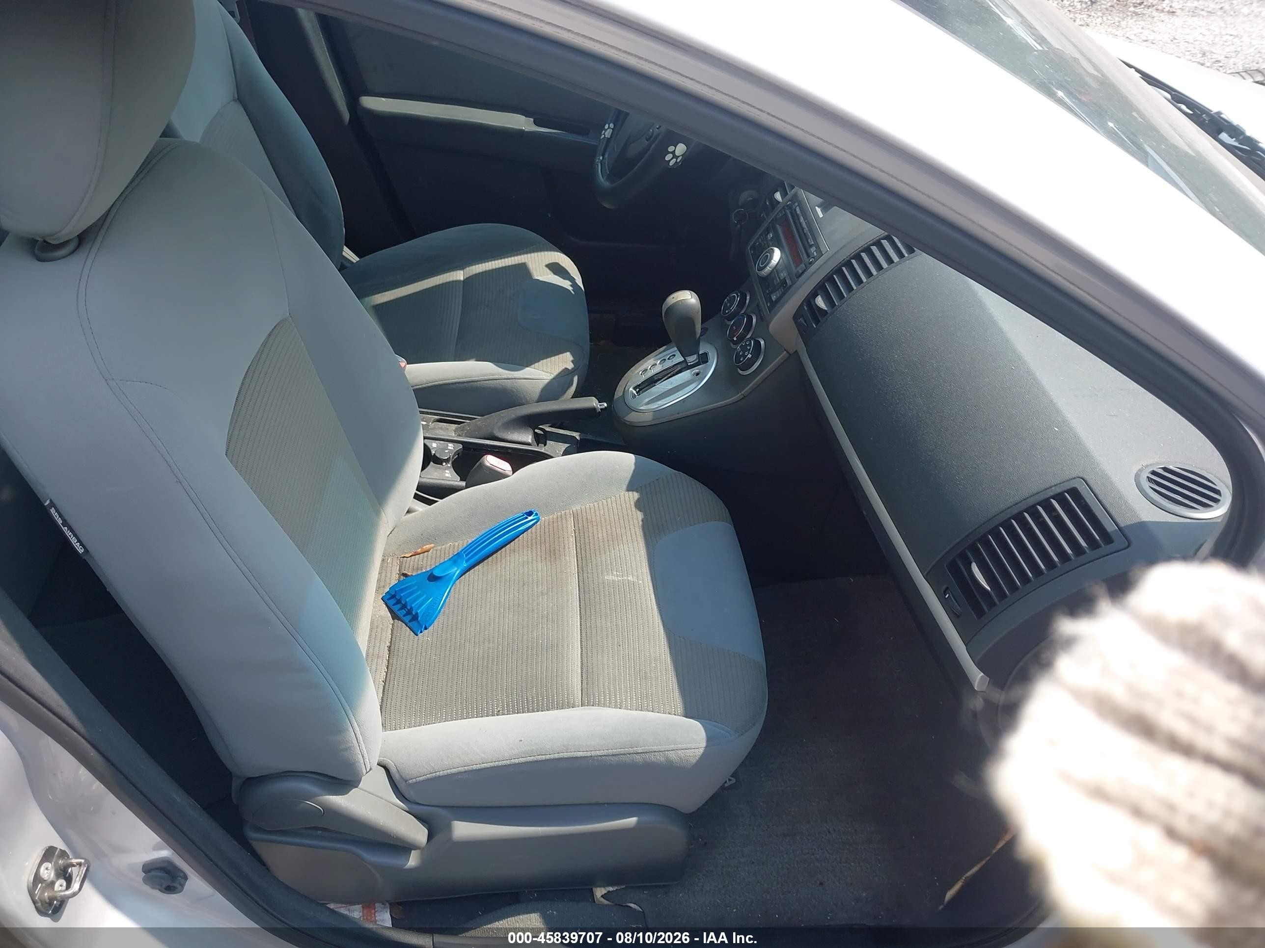 2010 Nissan Sentra 2.0s Silver vin: 3N1AB6APXAL609777