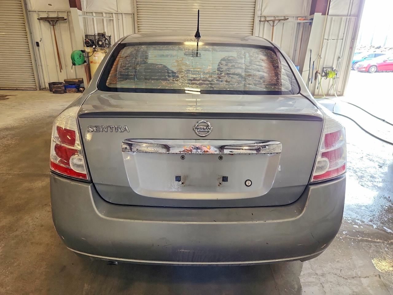 2010 Nissan Sentra 2.0 Two Tone vin: 3N1AB6APXAL611500