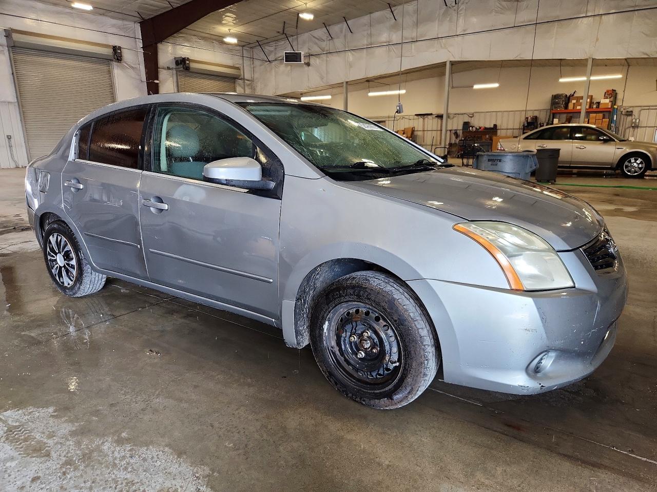 2010 Nissan Sentra 2.0 Two Tone vin: 3N1AB6APXAL611500